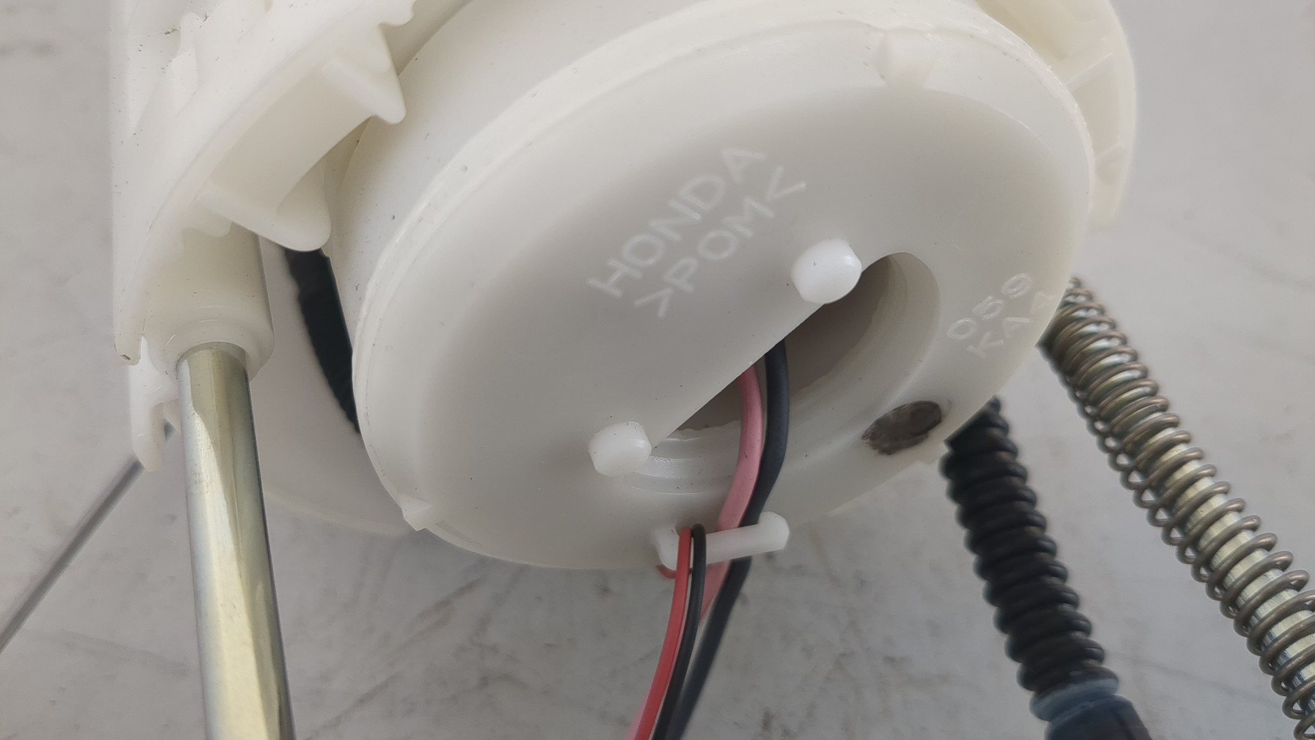 Насос топливный электрический