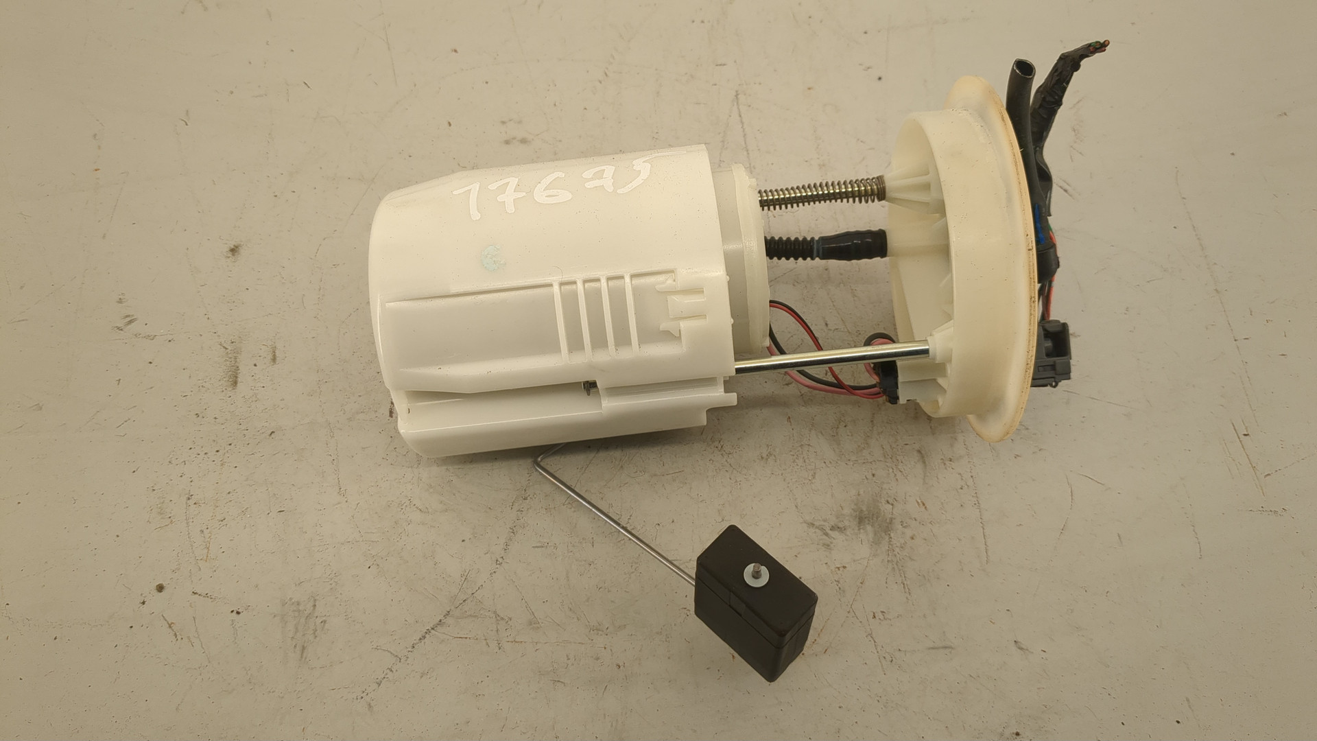 Насос топливный электрический