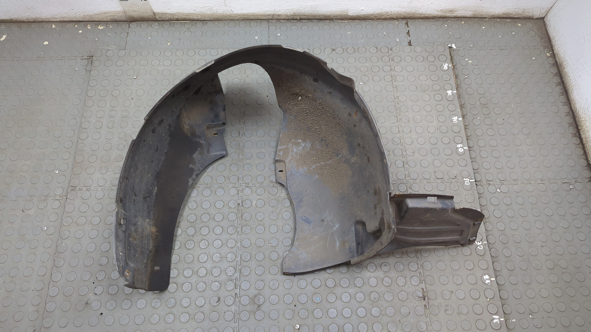 Локер передний правый