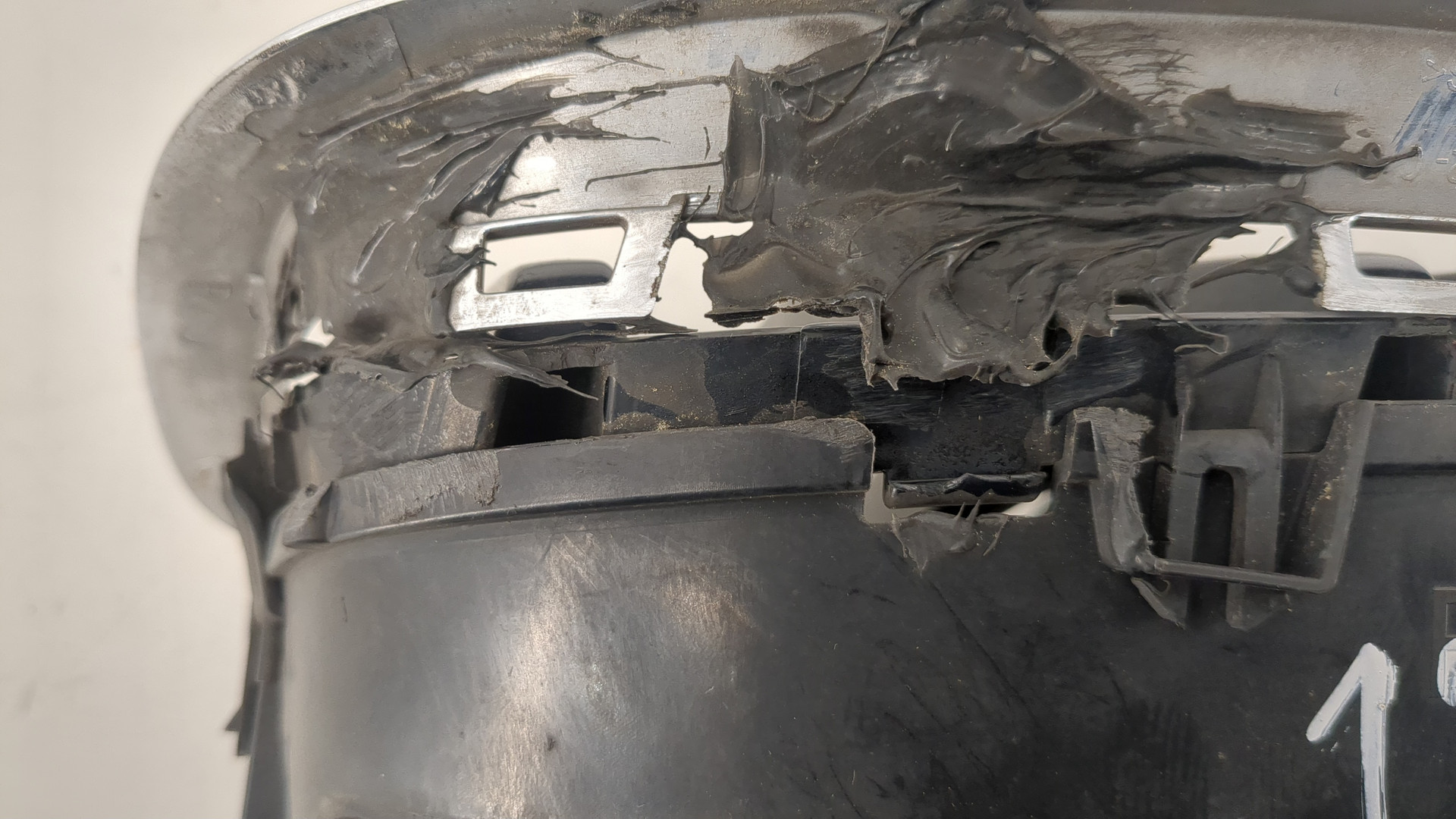 Решетка радиатора