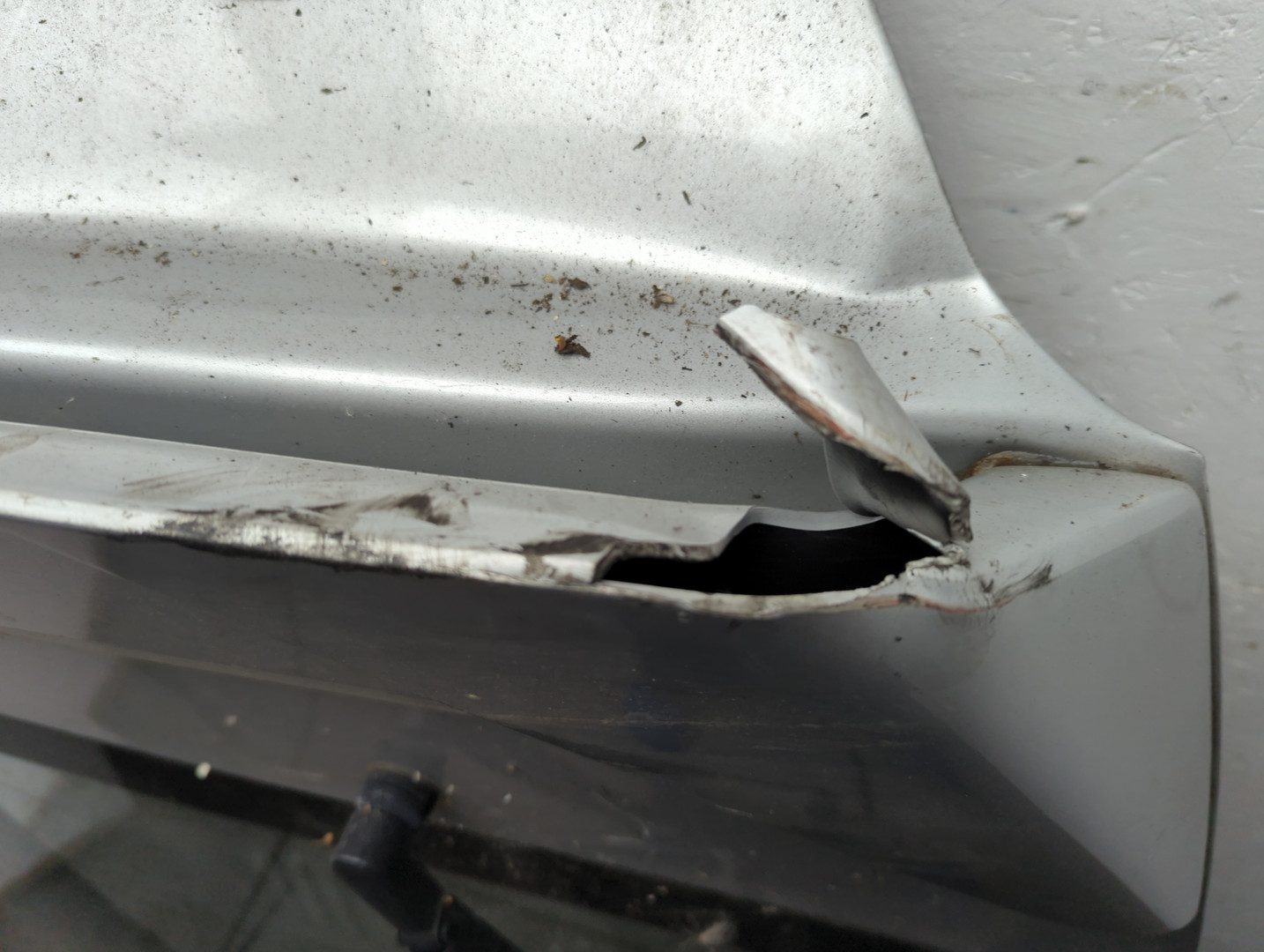 Дверь багажника