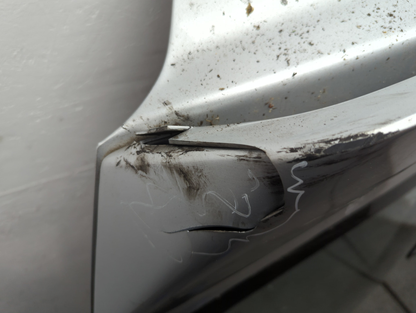 Дверь багажника