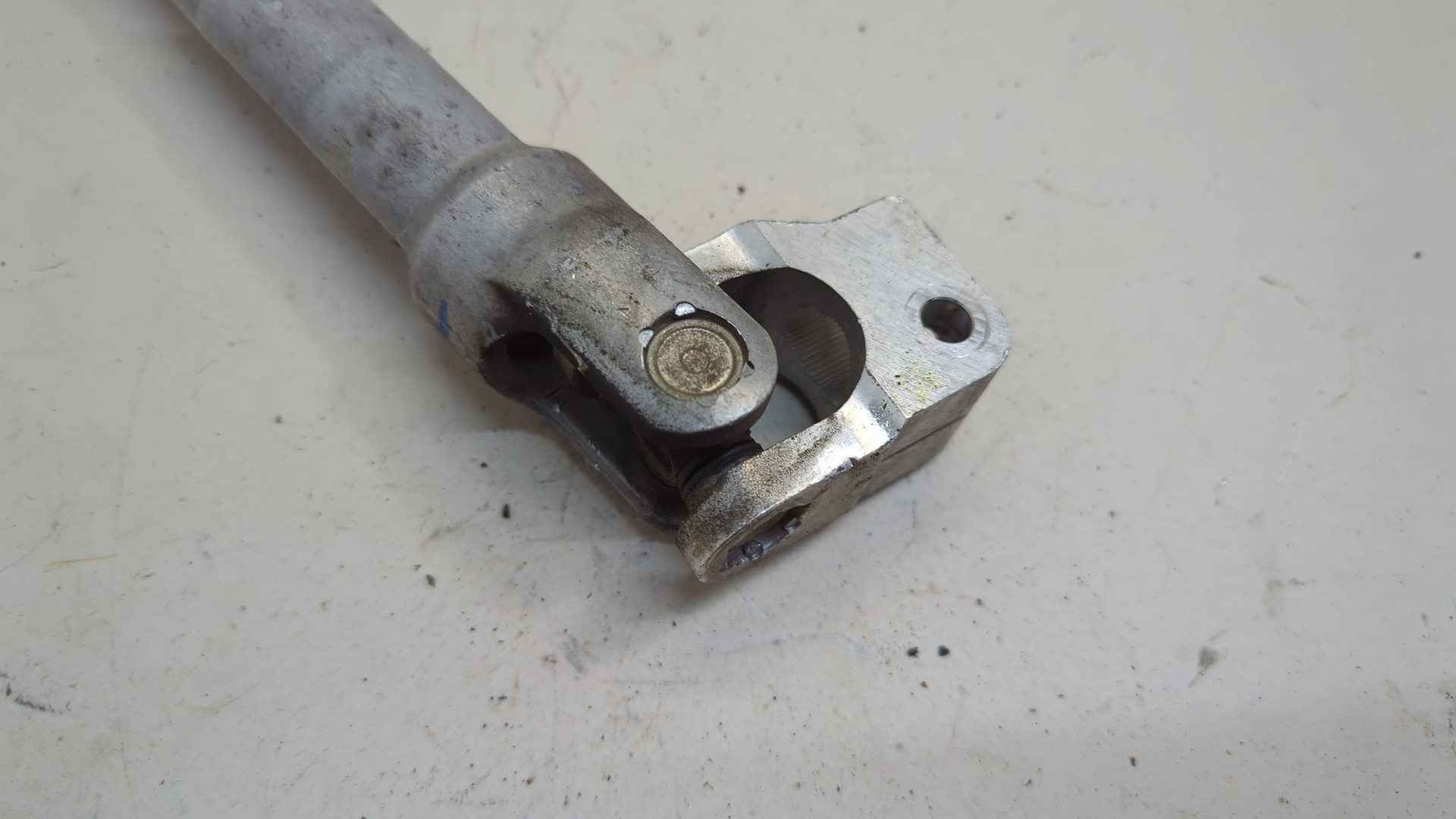 Кардан рулевой