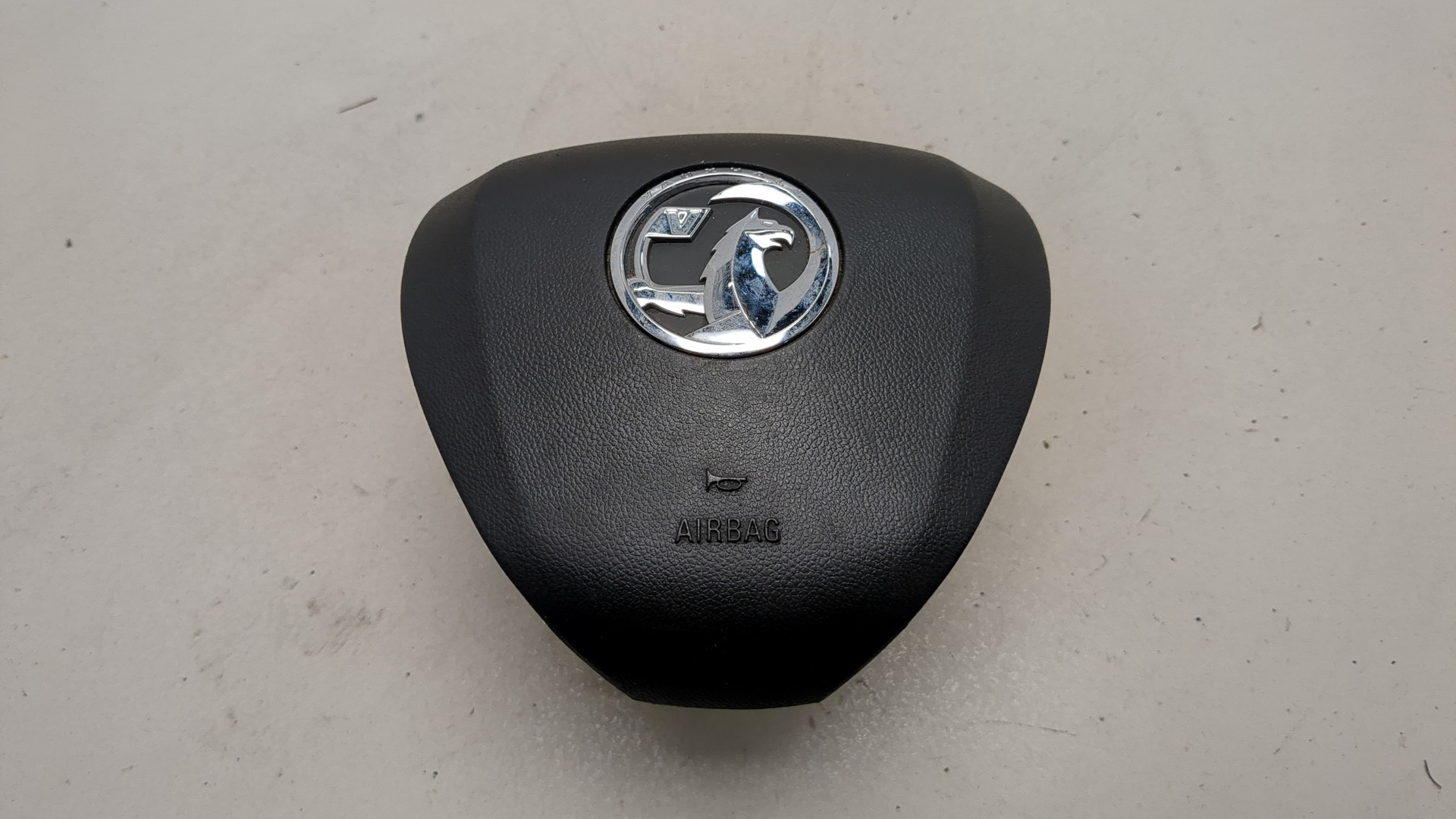 Подушка безопасности в рулевое колесо