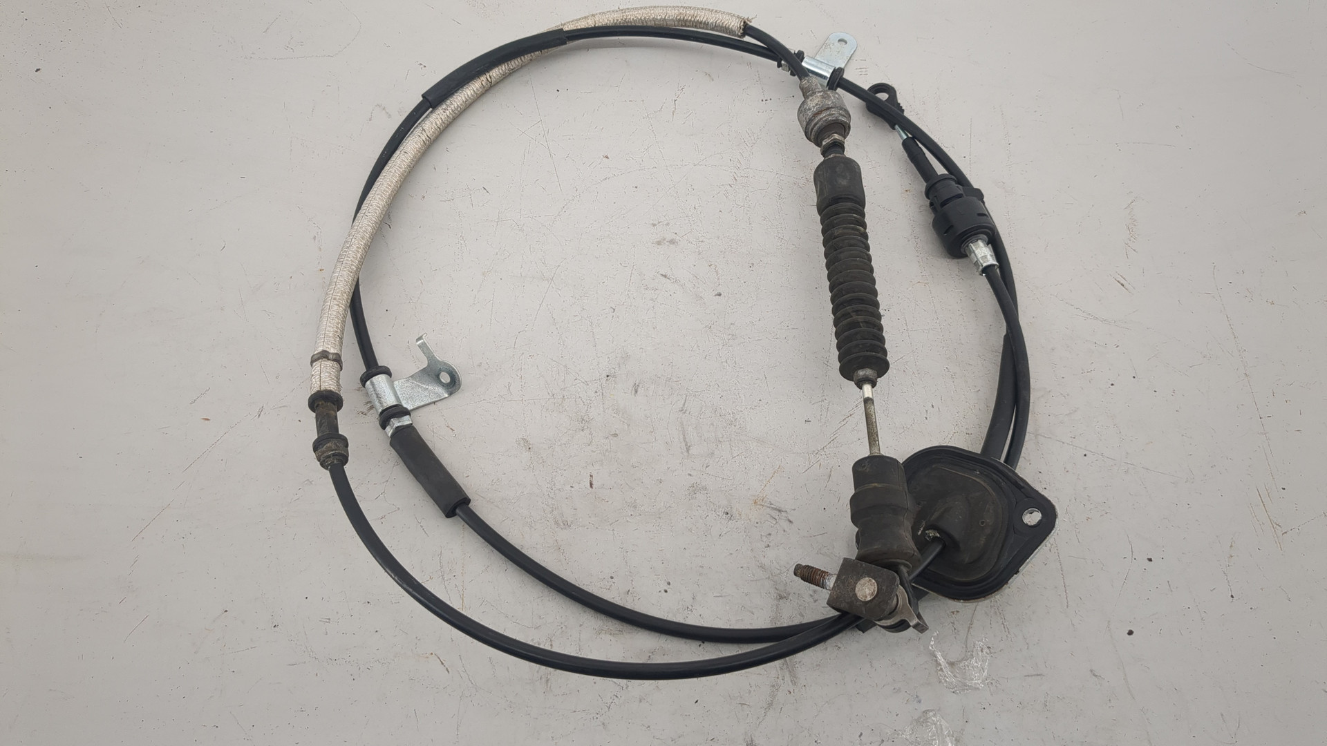 Трос КПП (выбора/переключения передач)