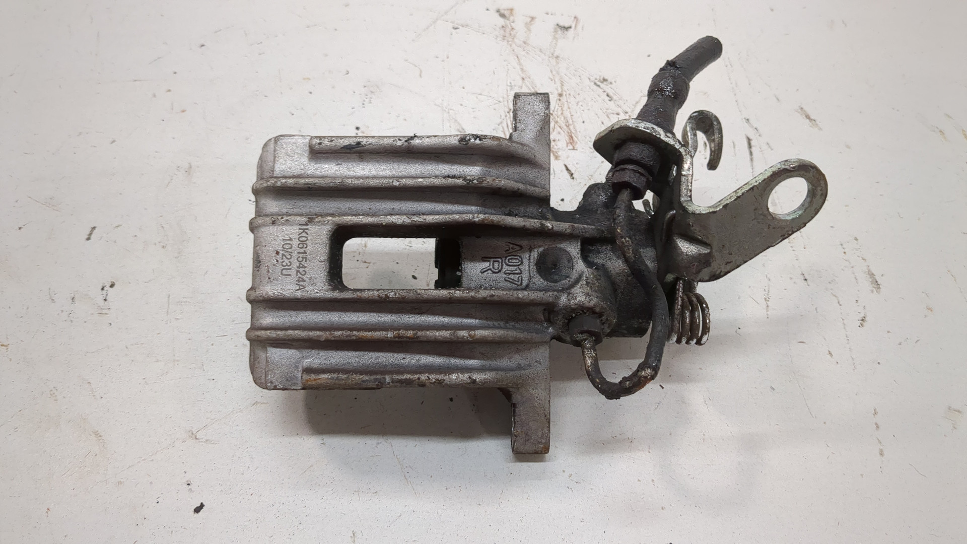 Суппорт задний правый