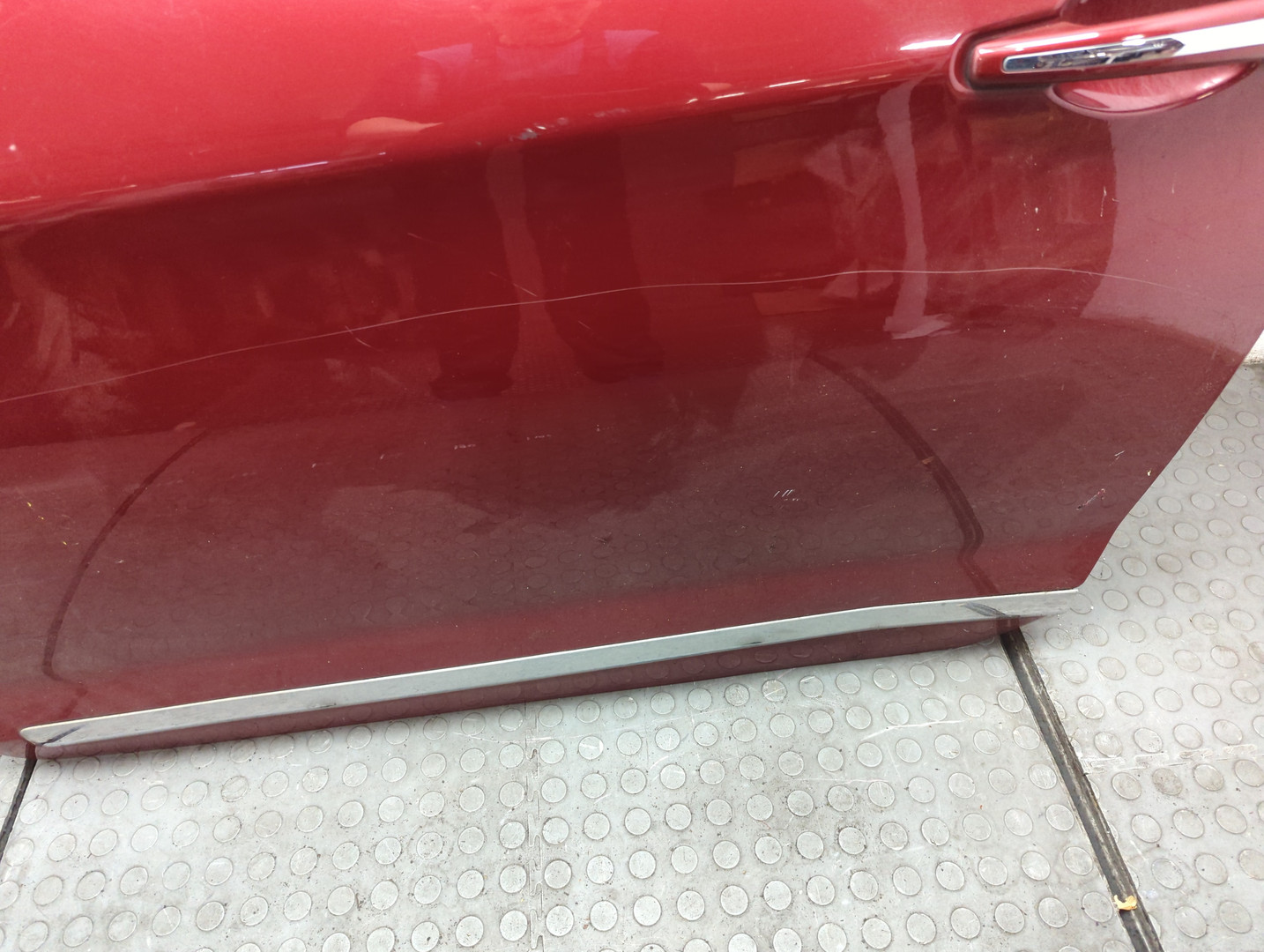 Дверь передняя левая