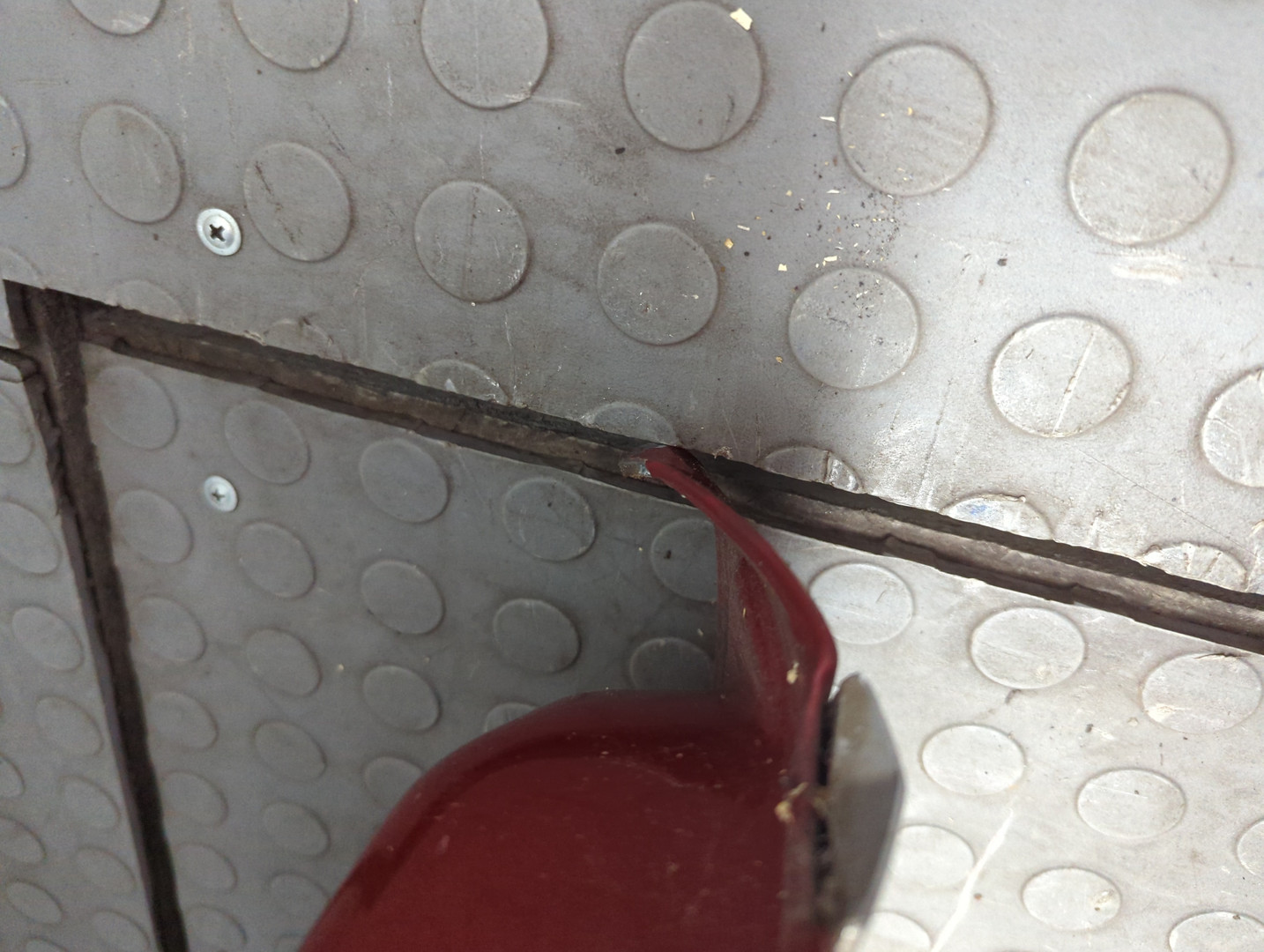 Дверь передняя левая