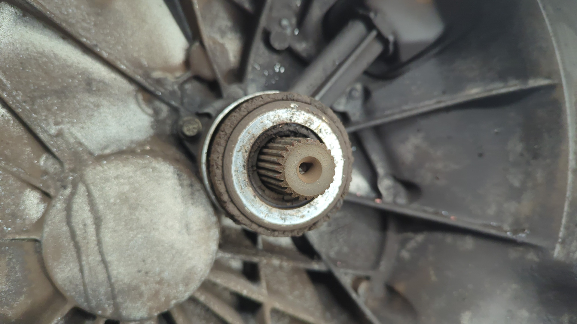 МКПП (механическая коробка переключения передач)