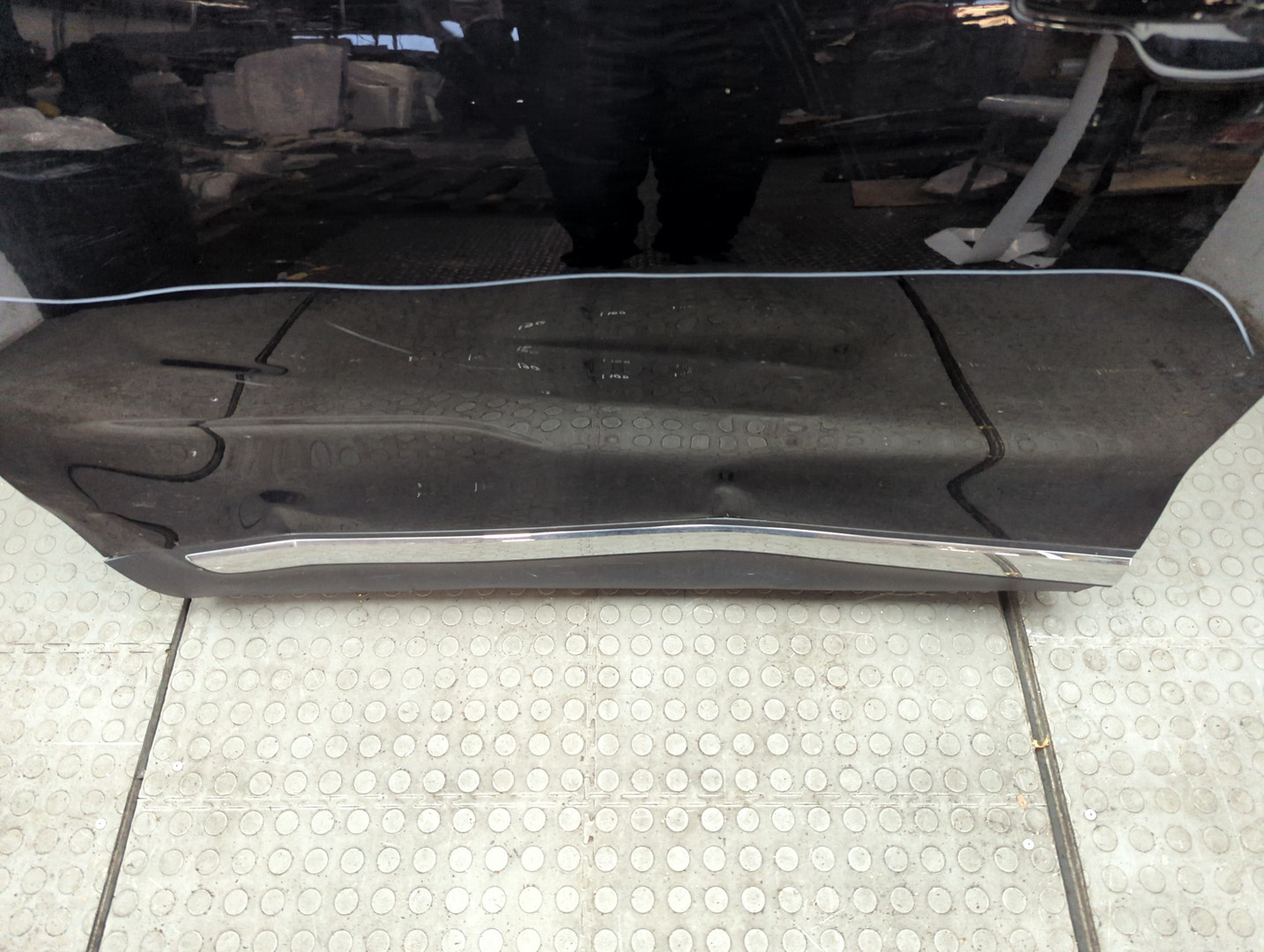 Дверь передняя левая