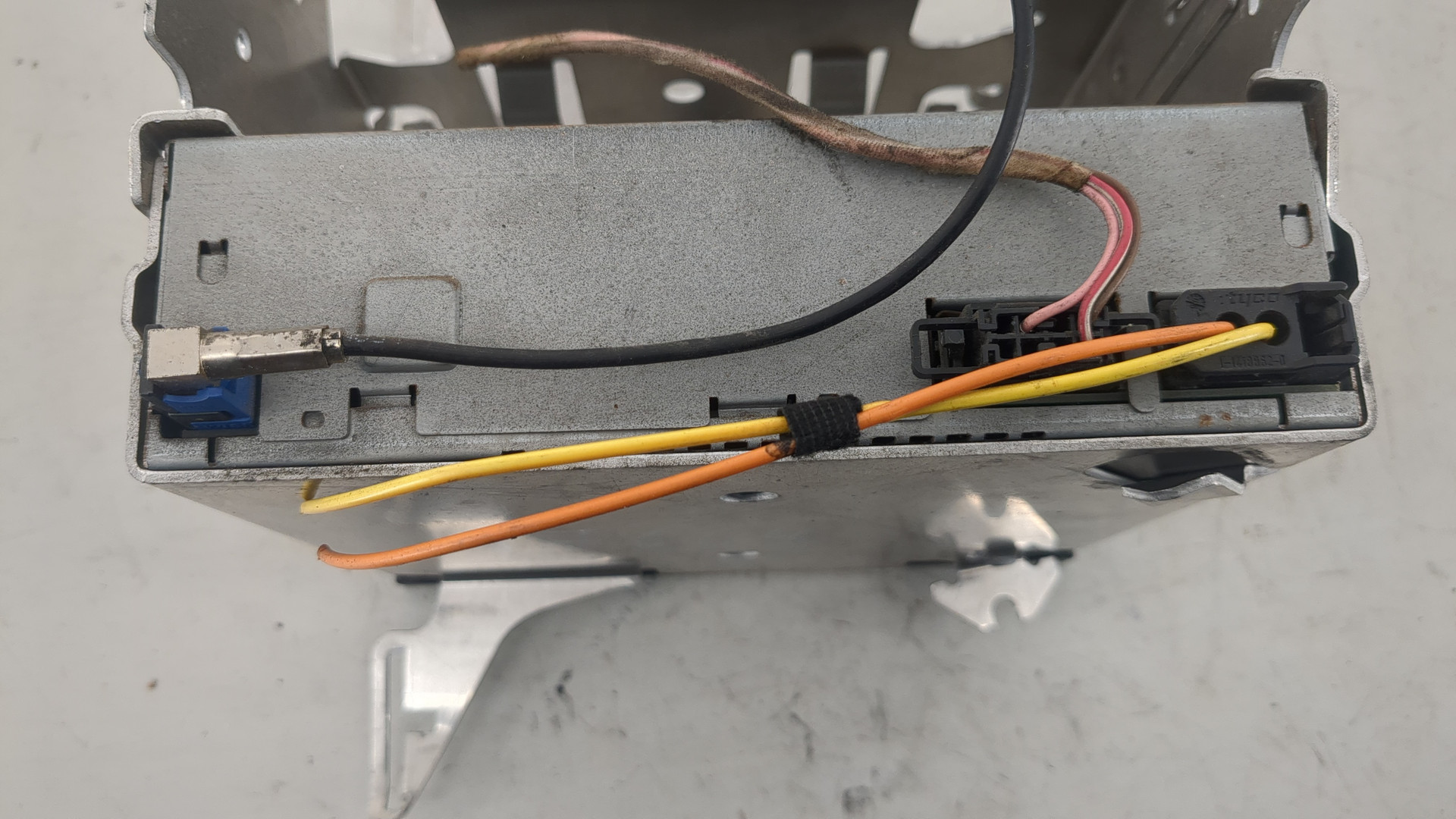 Проигрыватель CD/DVD