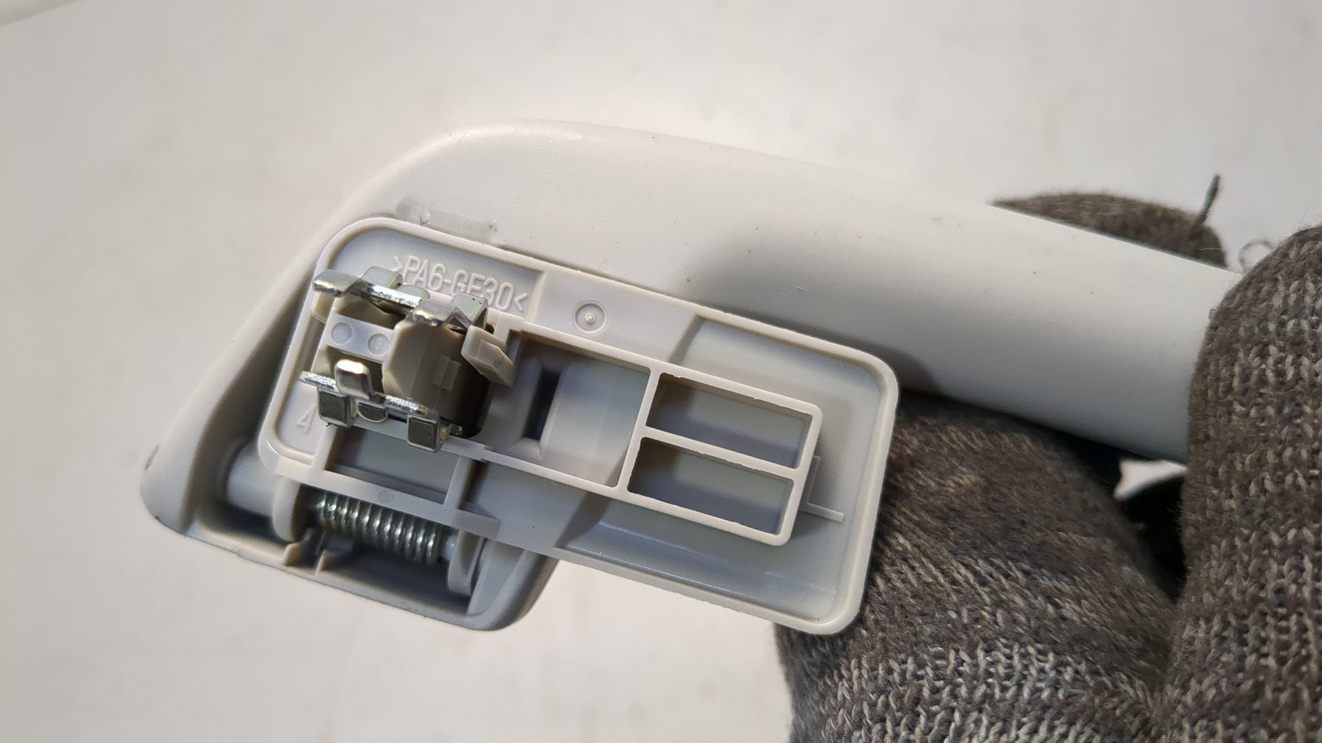 Ручка внутренняя потолочная