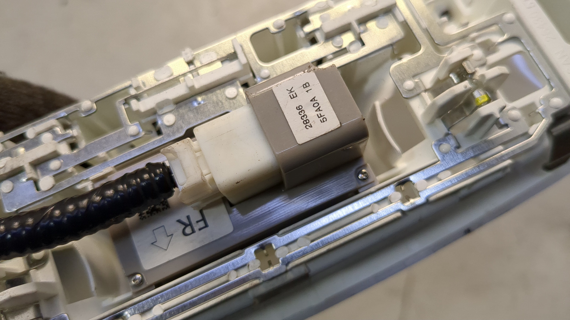 Плафон салонный