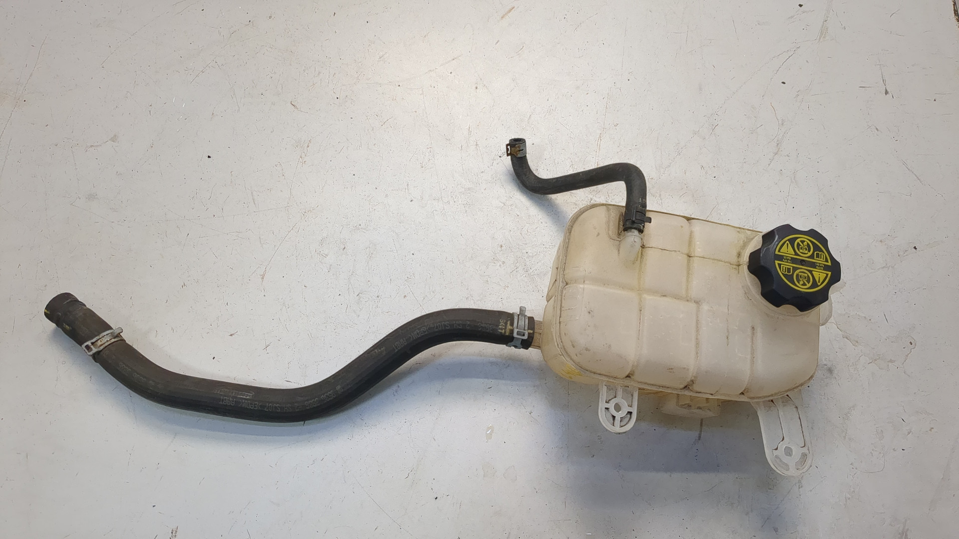 Бачок расширительный