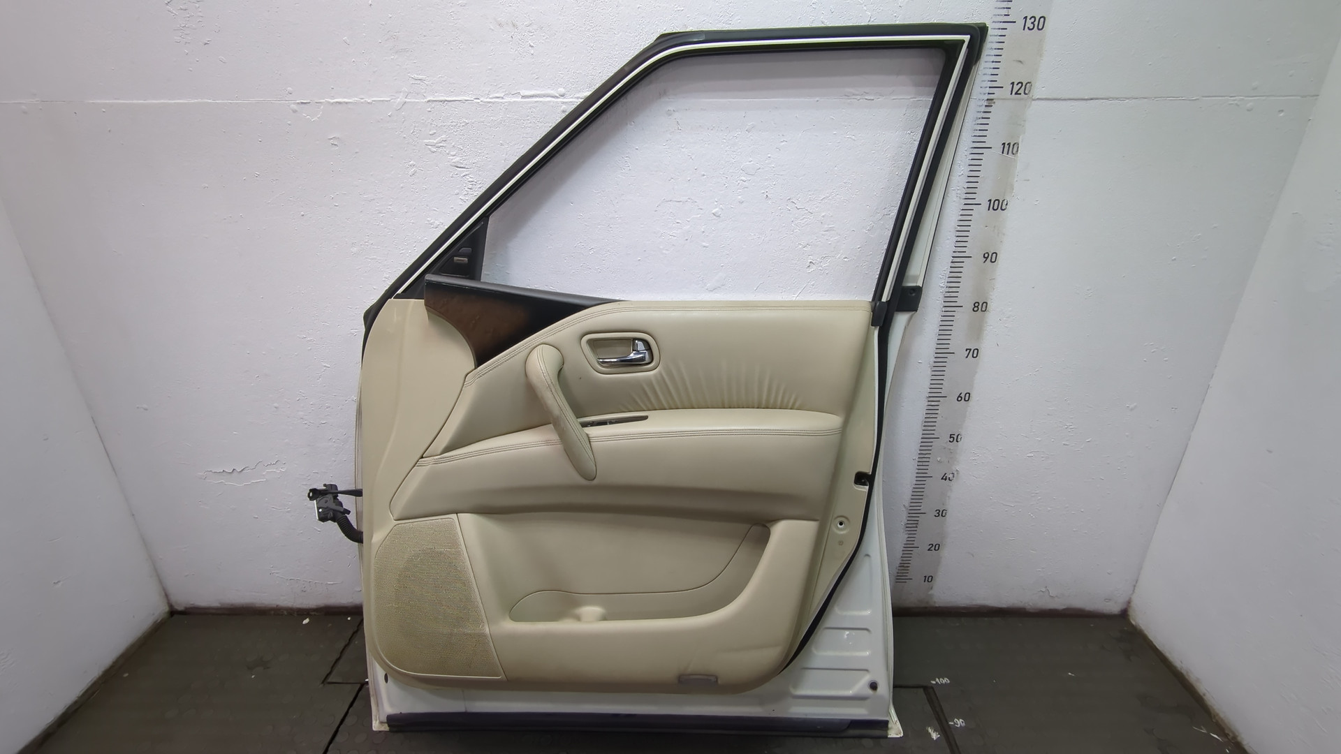 Дверь передняя правая