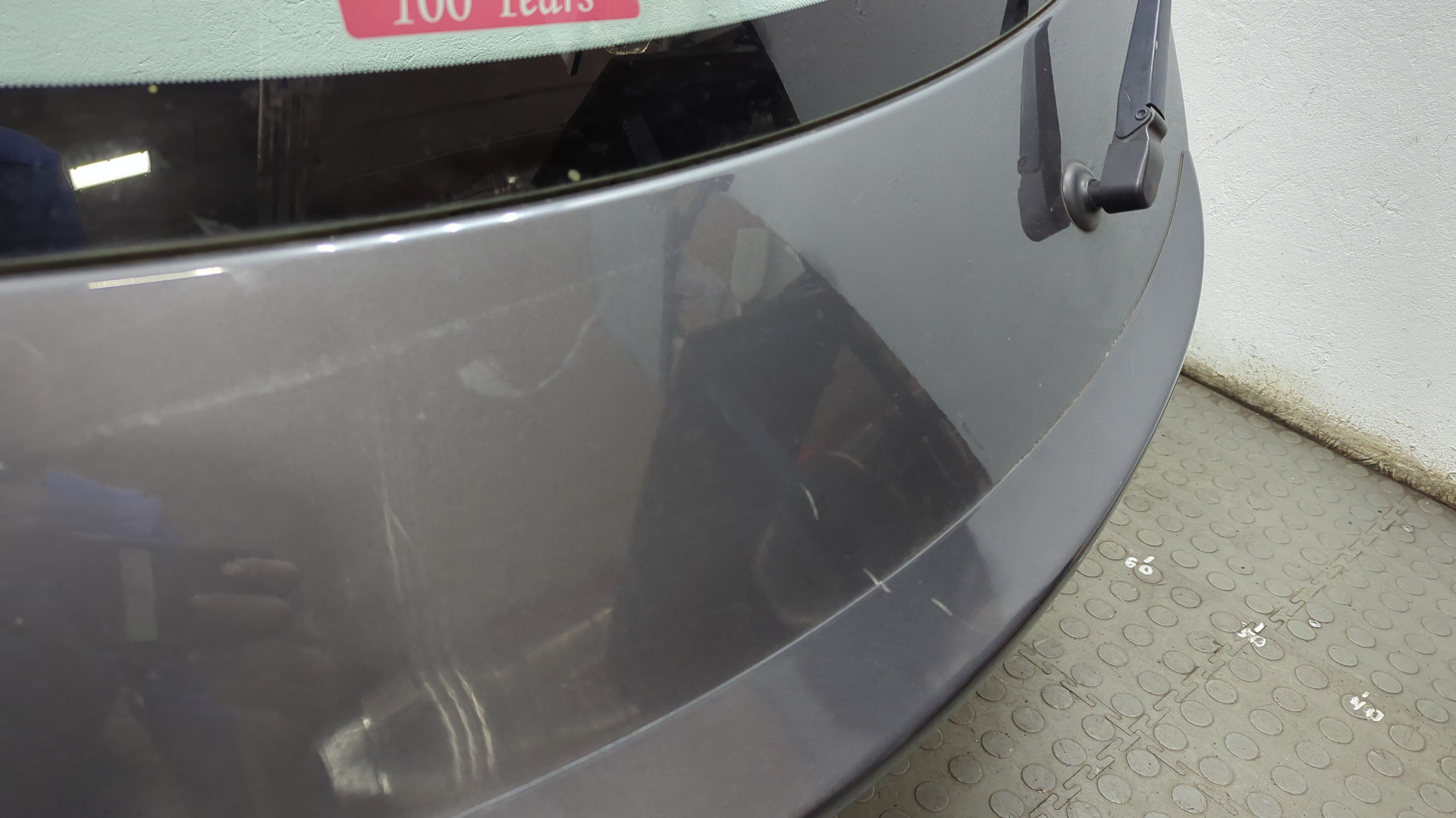 Дверь багажника