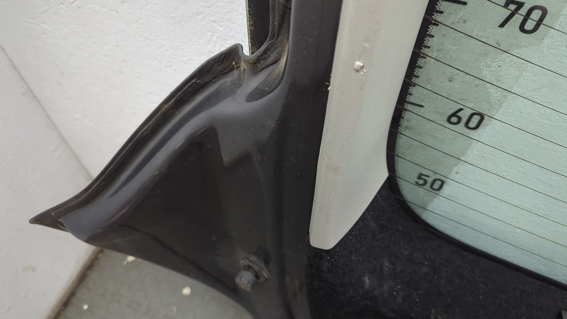 Дверь багажника