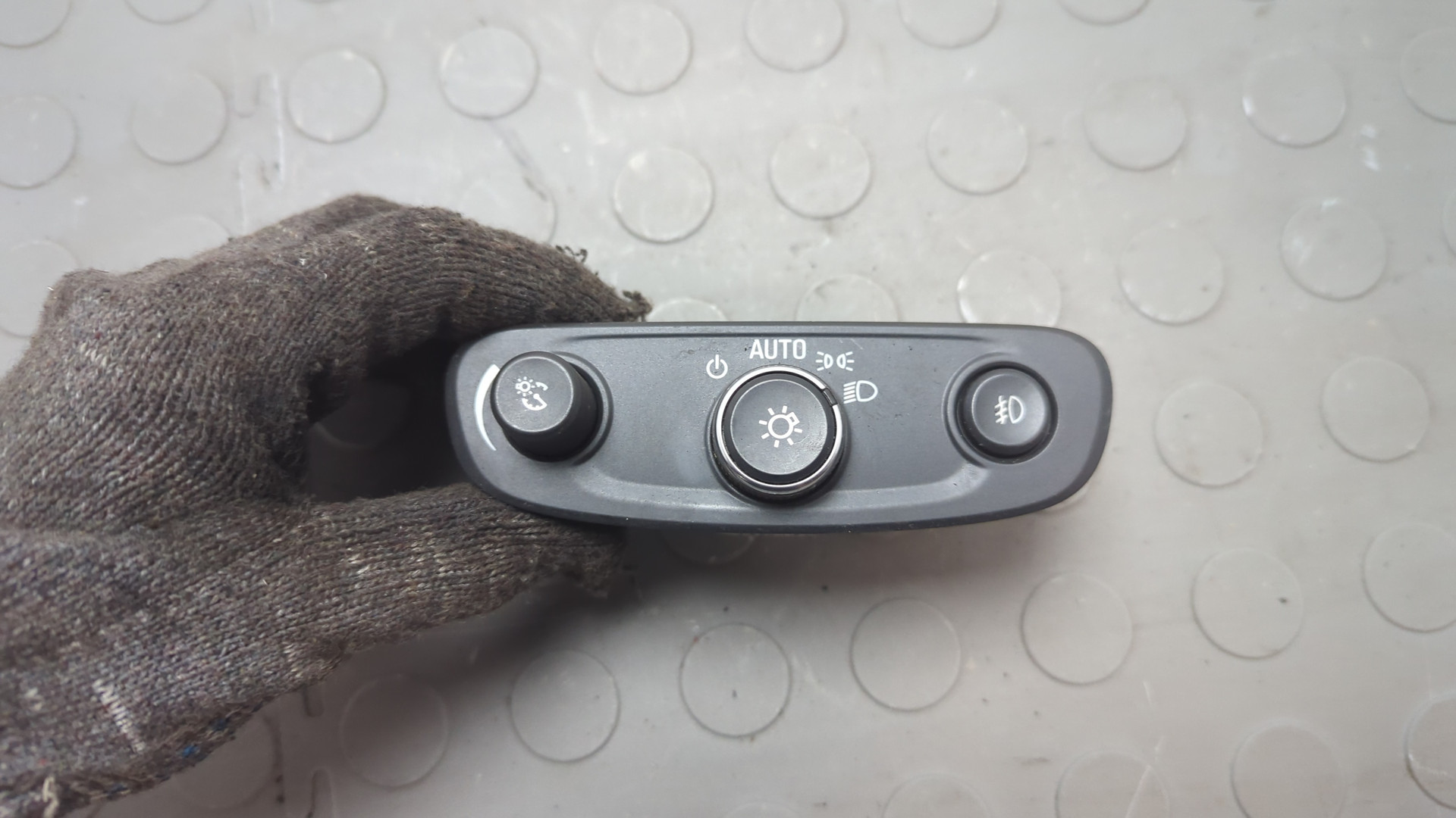 Переключатель света фар