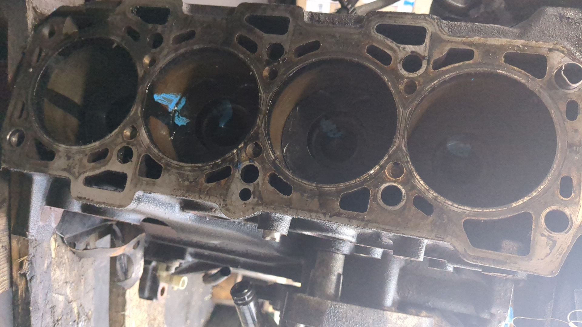 Блок двигателя