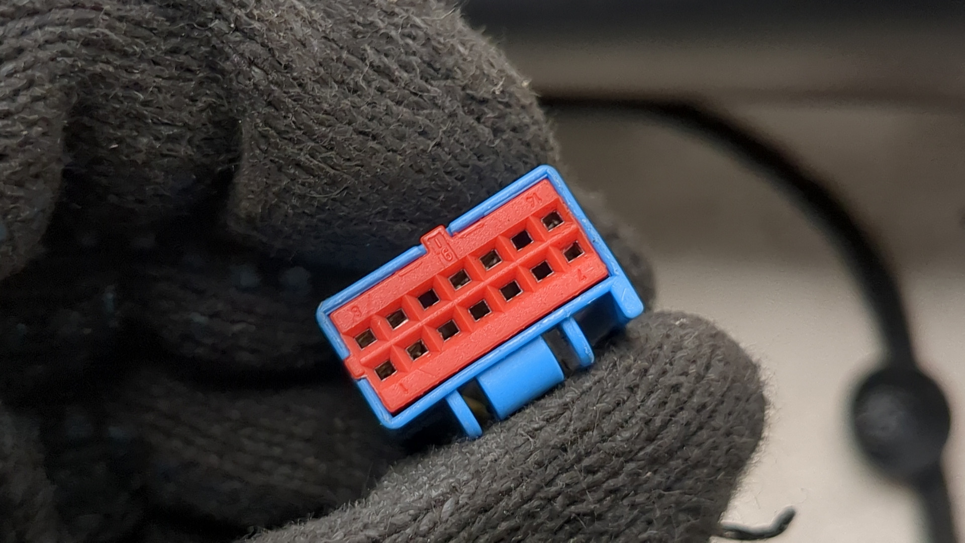 Зеркало левое электрическое