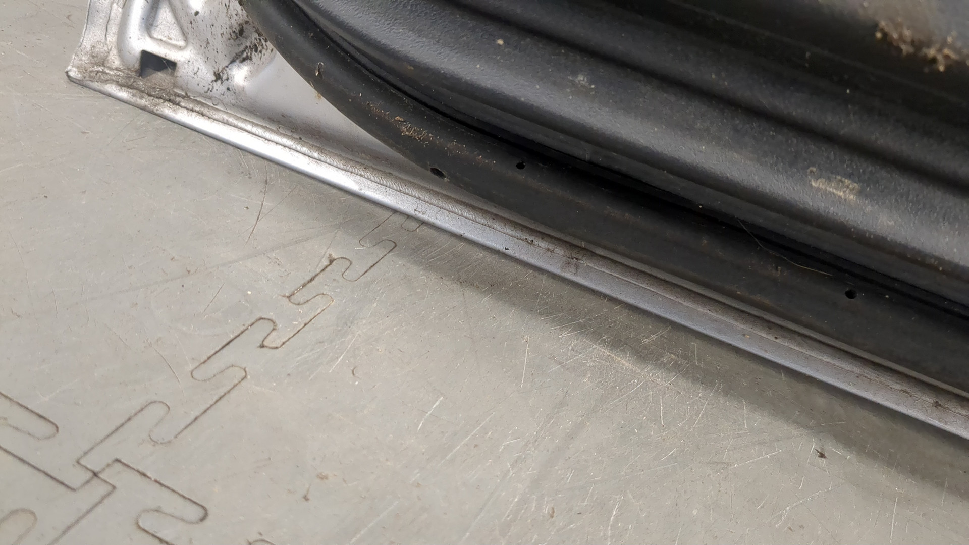 Дверь задняя правая