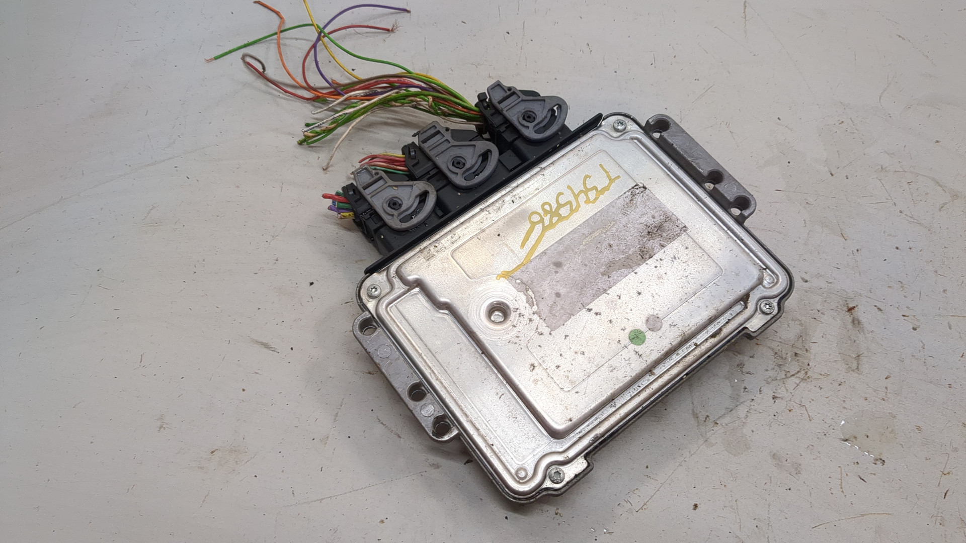 Блок управления двигателем