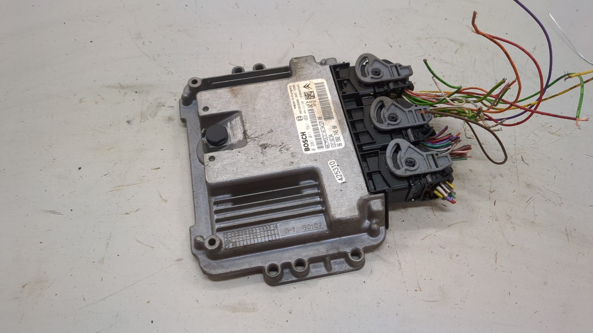 Блок управления двигателем