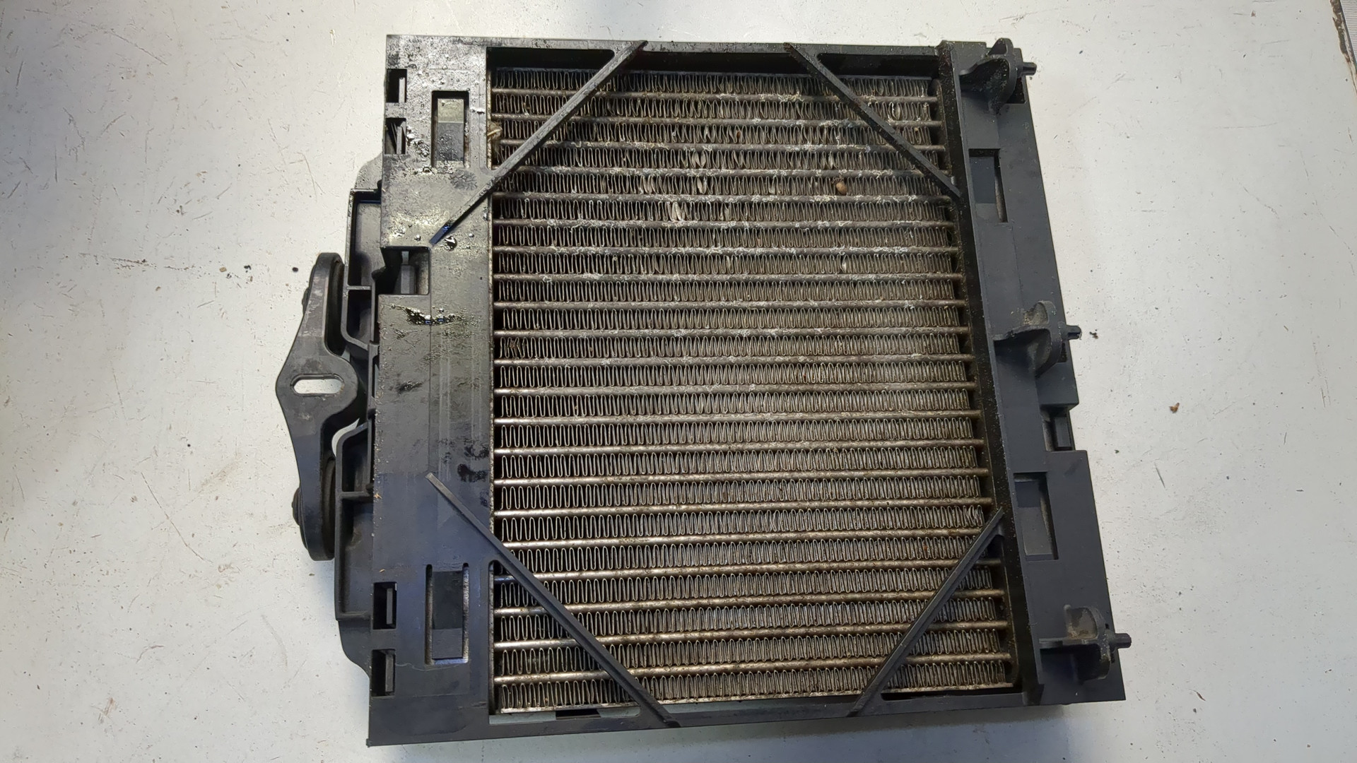 Радиатор масляный (теплообменник)