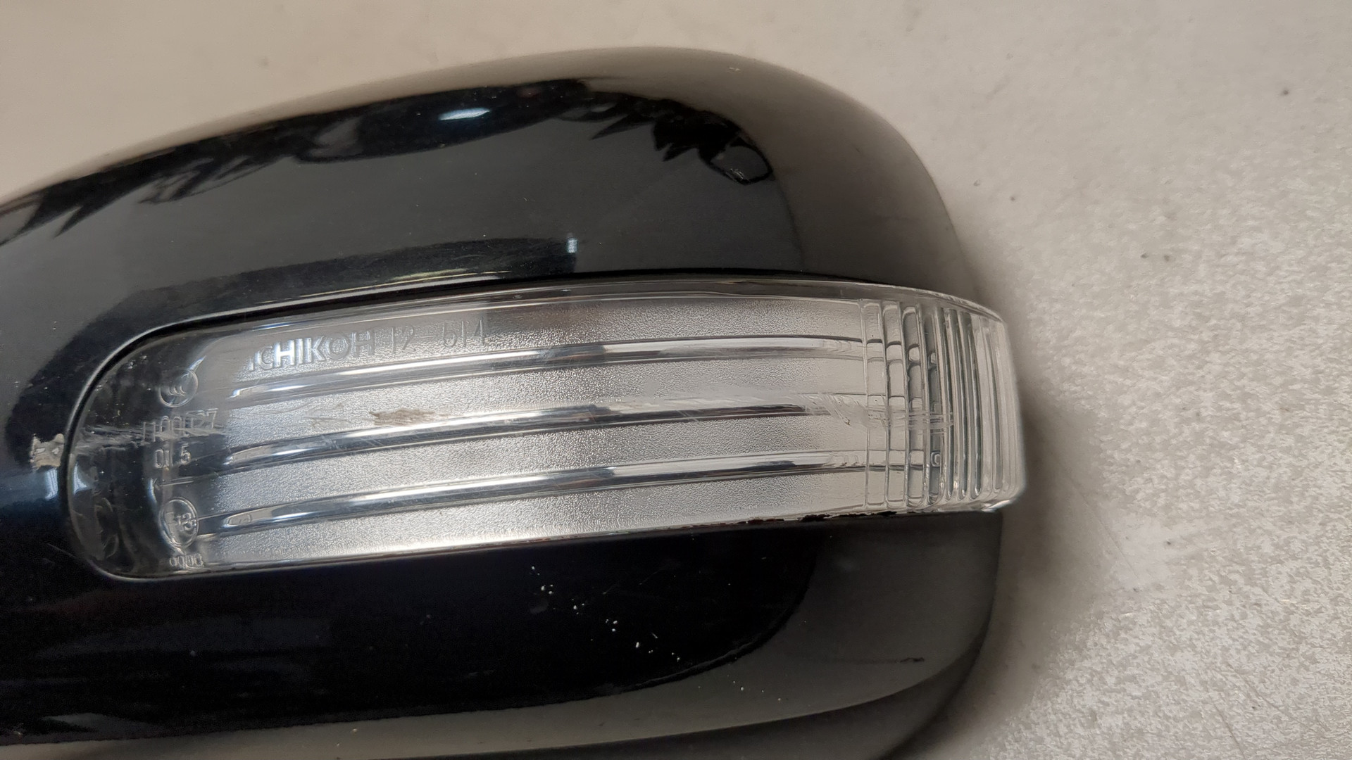 Зеркало левое электрическое