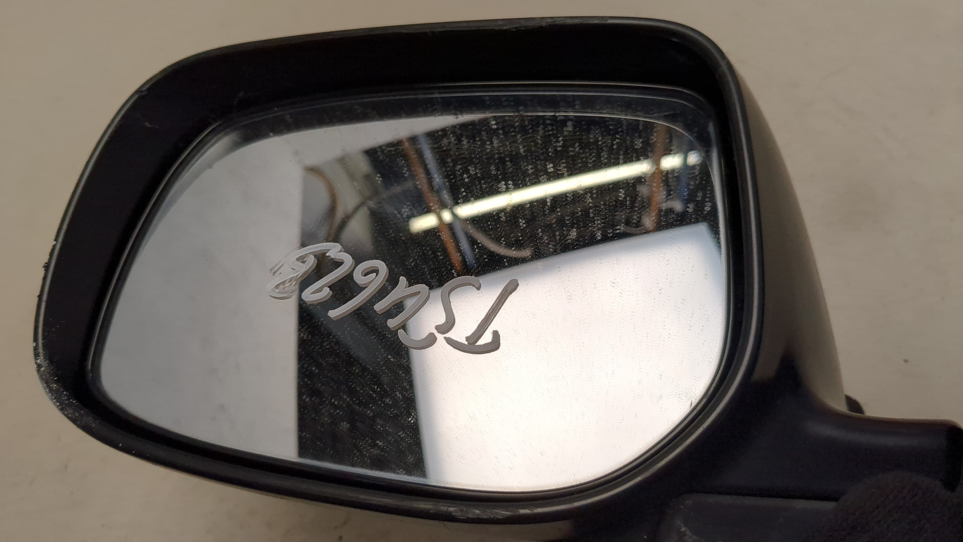 Зеркало левое электрическое