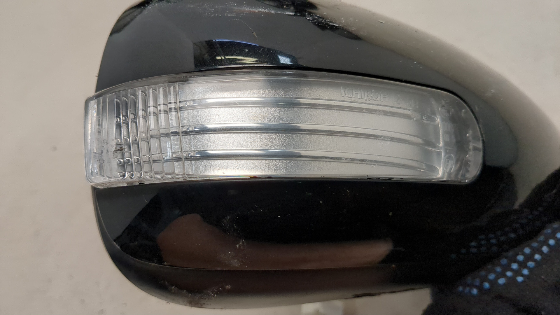 Зеркало правое электрическое