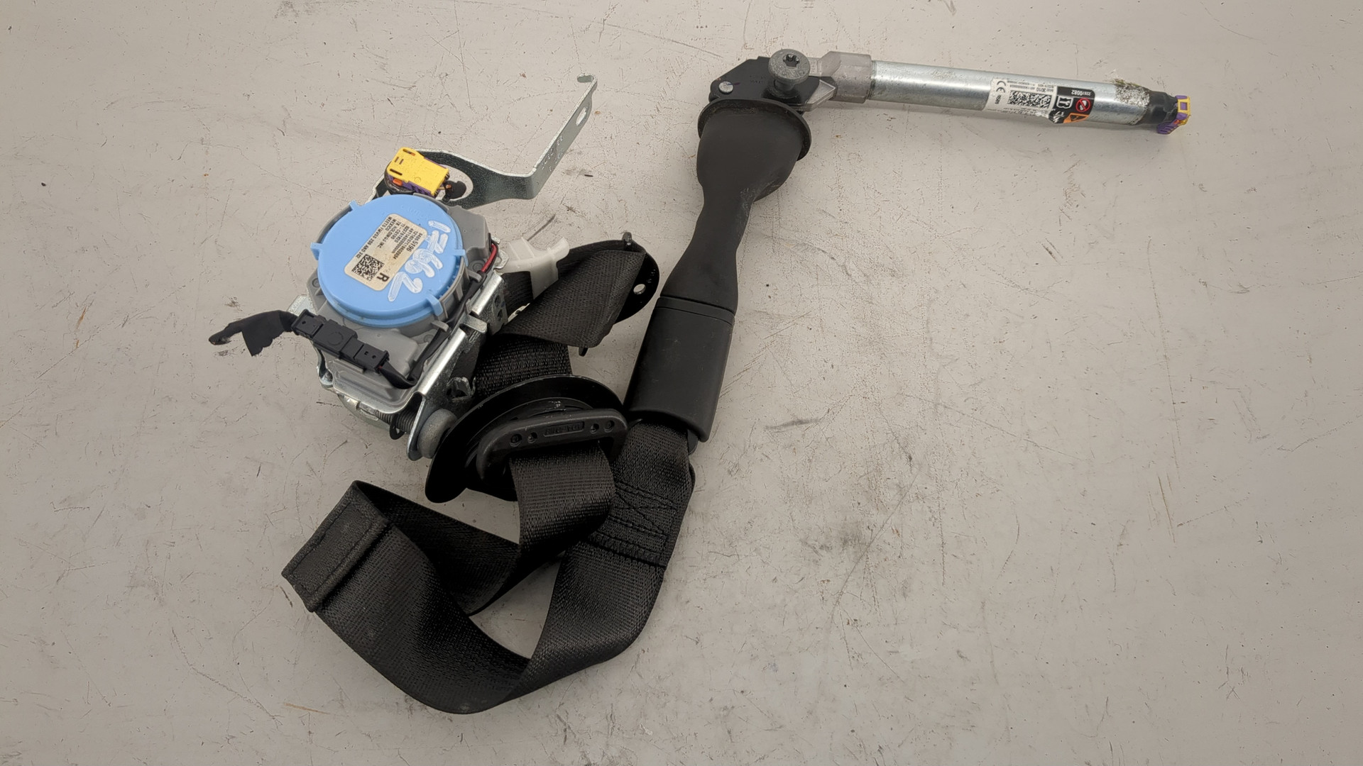 Ремень безопасности