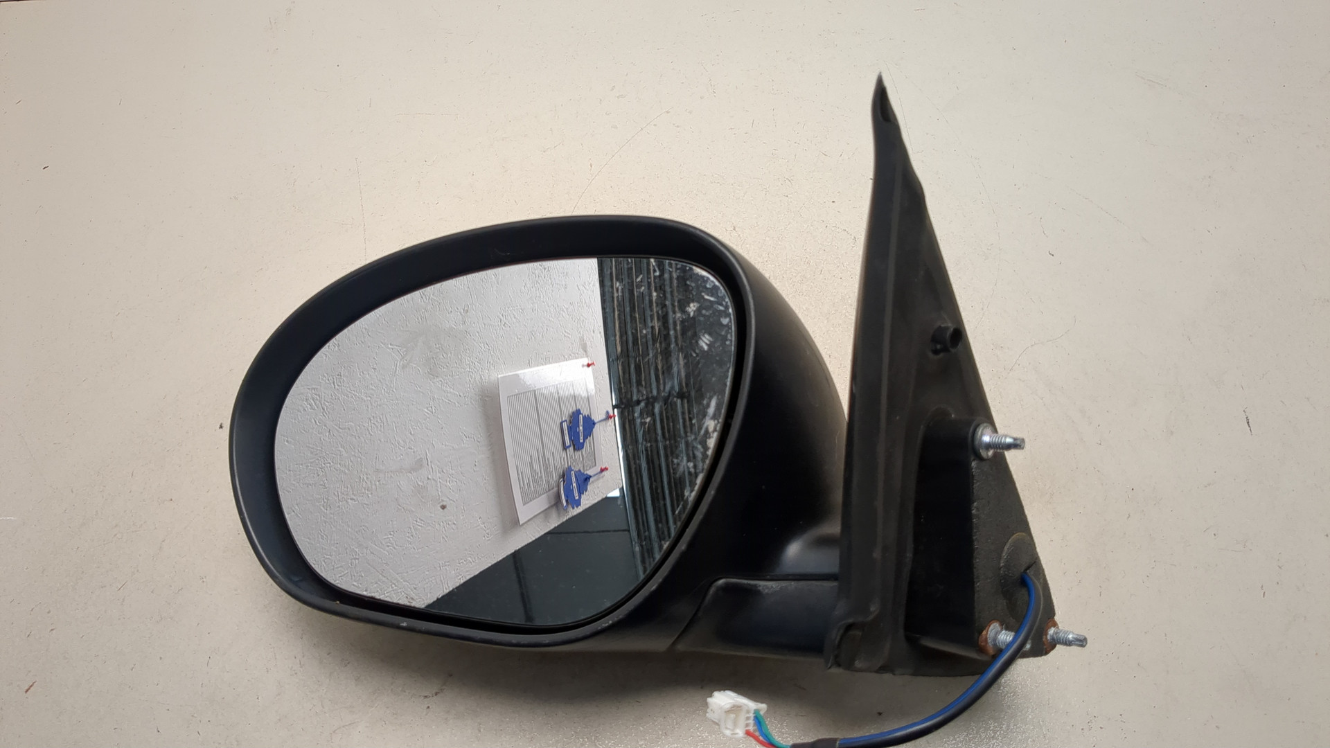 Зеркало левое электрическое