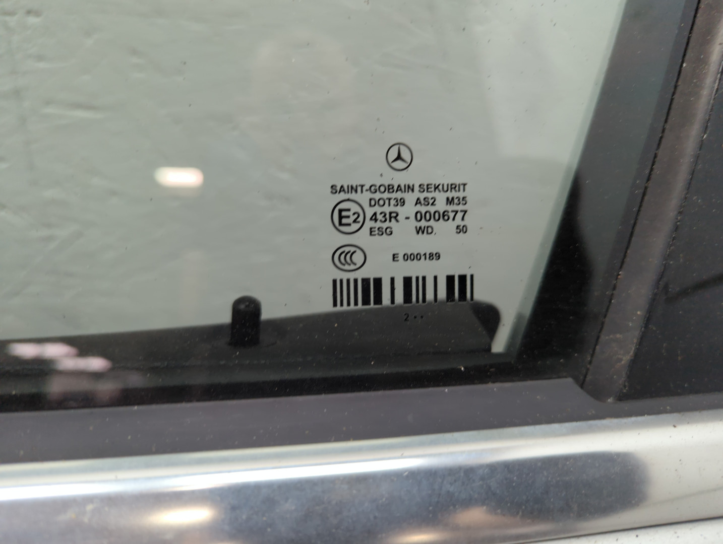 Дверь передняя левая