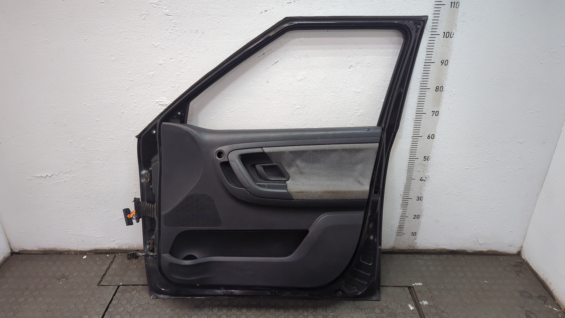 Дверь передняя правая