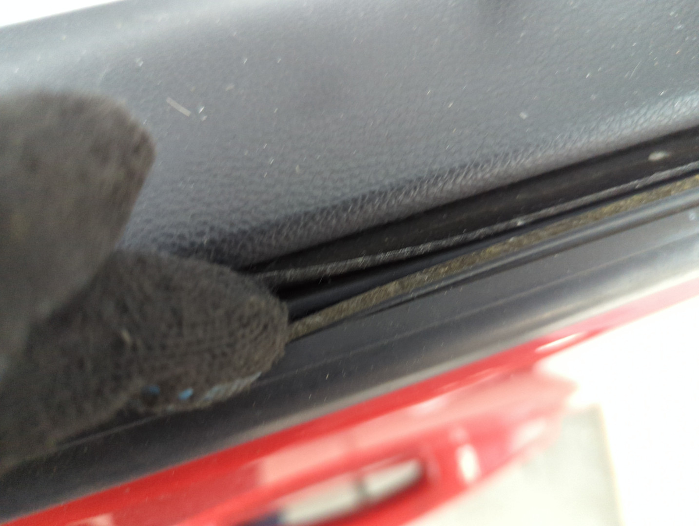 Дверь передняя левая