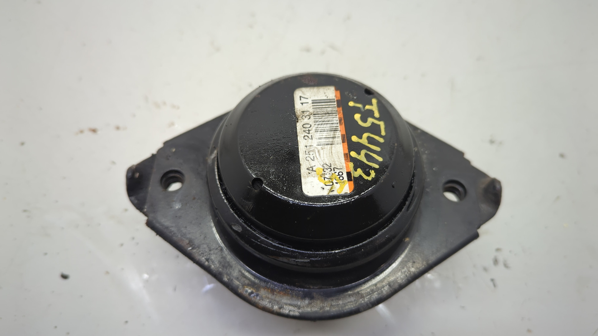 Опора двигателя