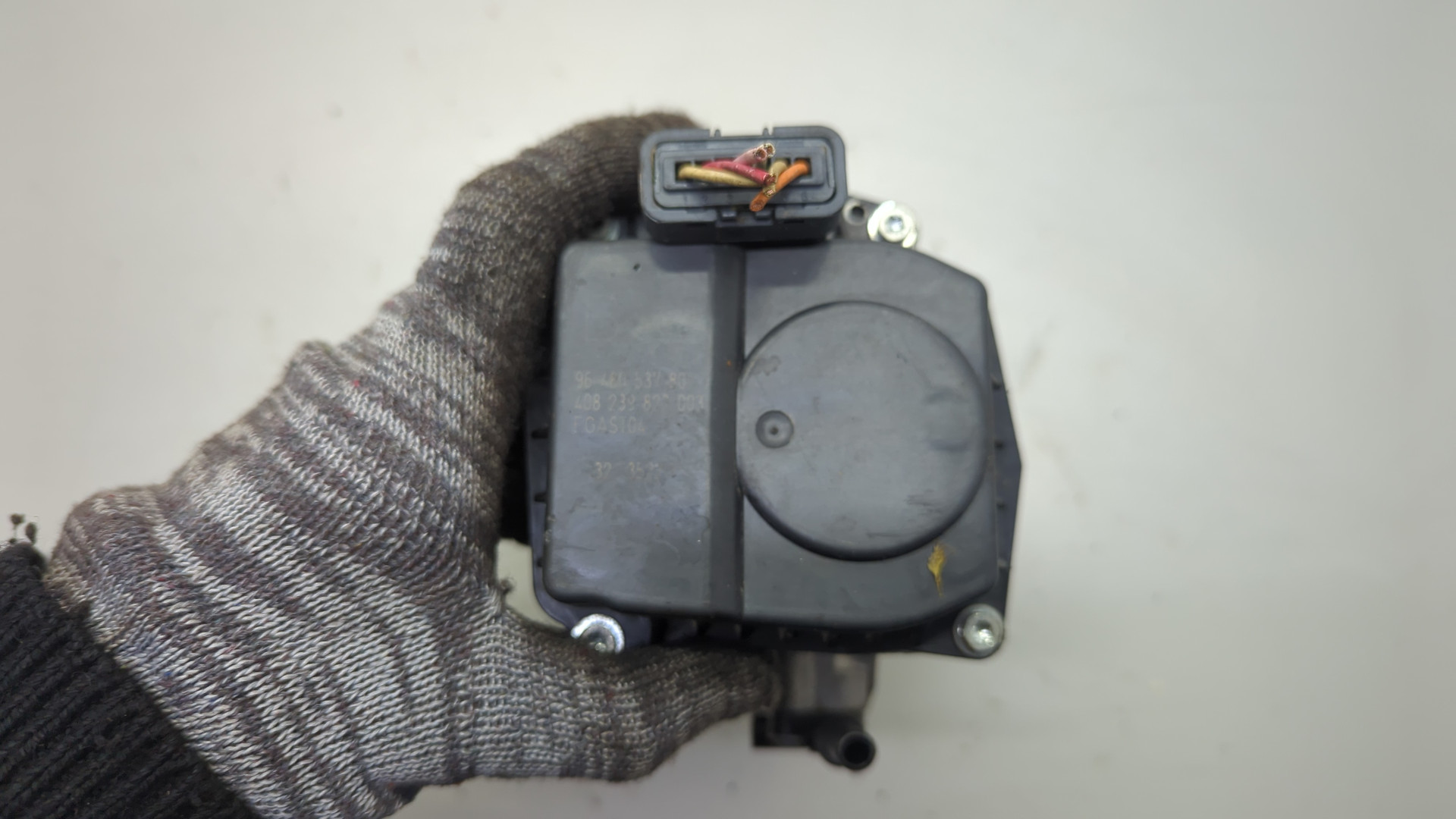 Заслонка дроссельная электрическая