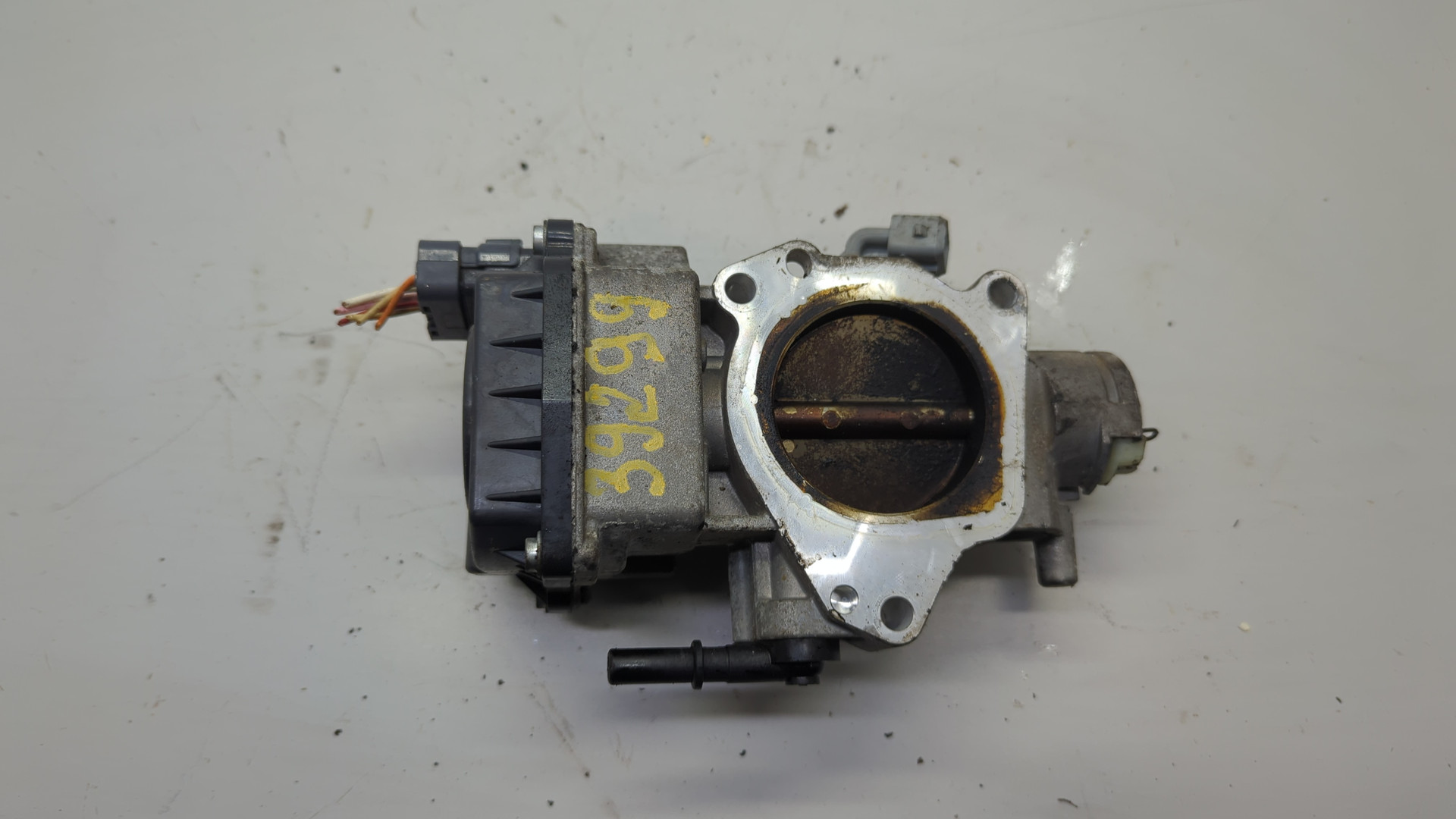 Заслонка дроссельная электрическая