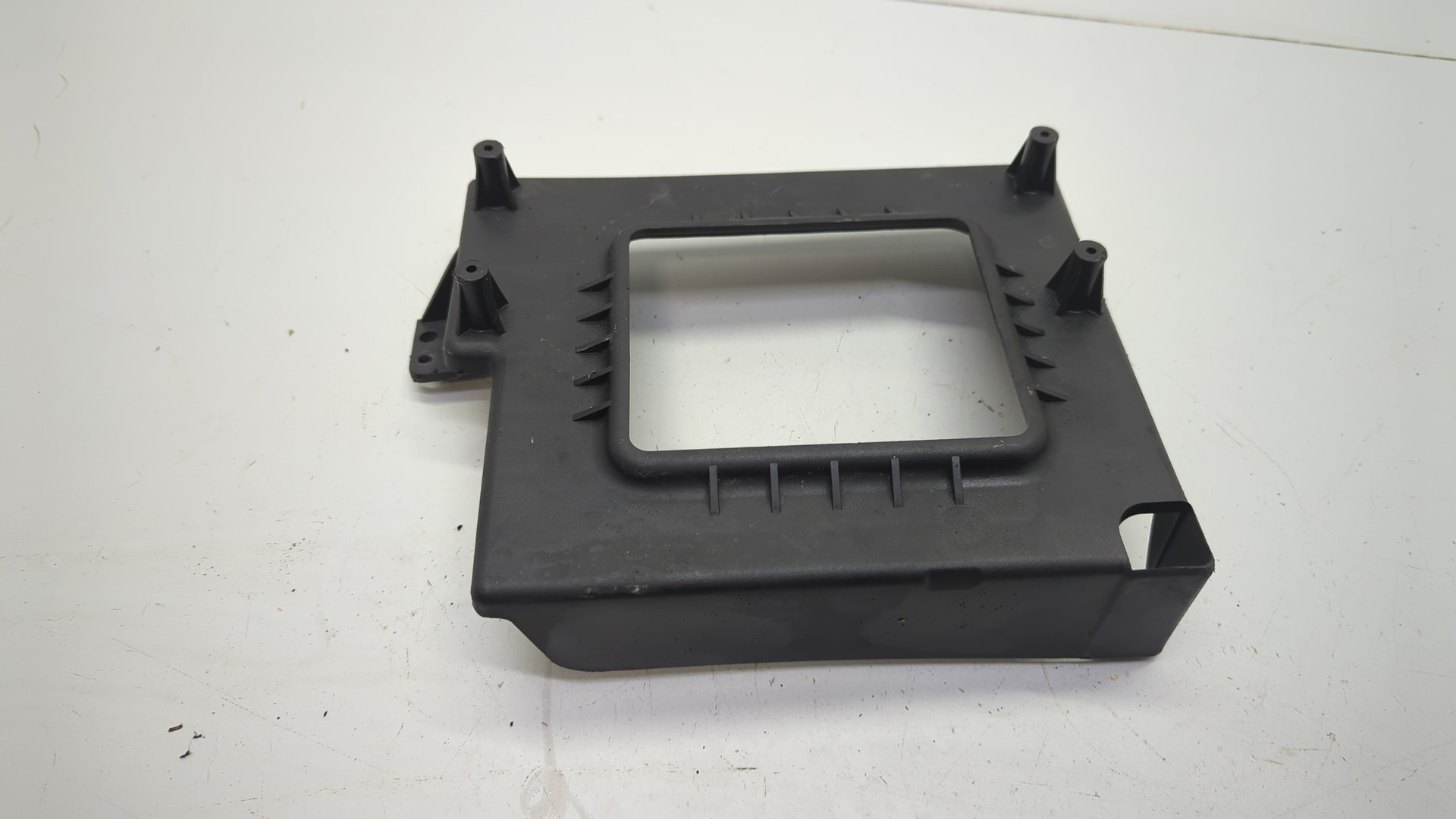 Кронштейн электронного блока управления / контроля