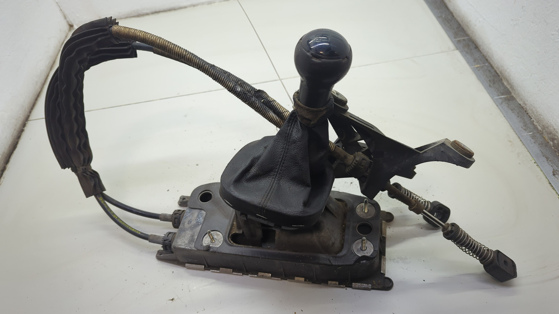 Кулиса МКПП / АКПП