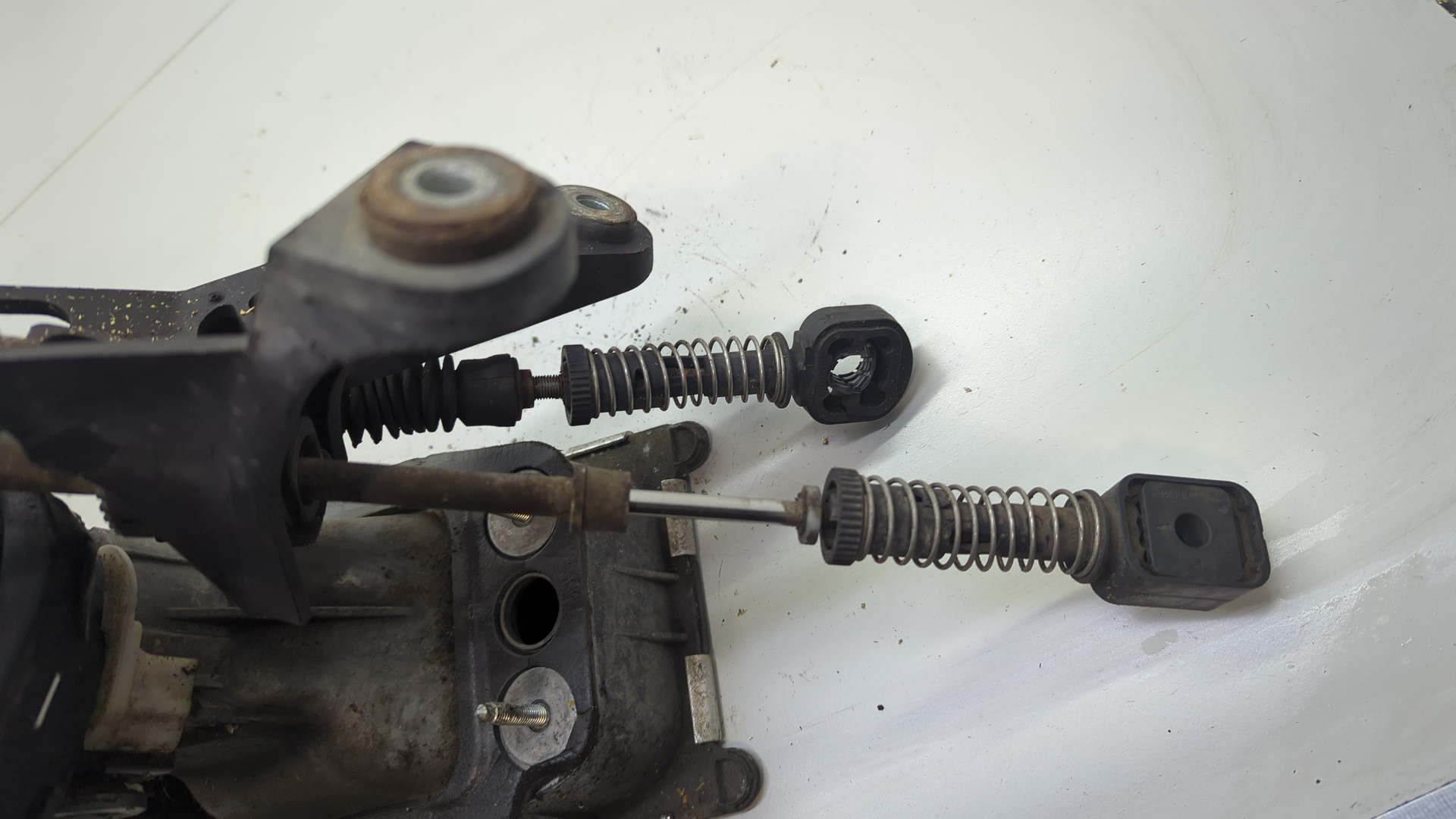 Кулиса МКПП / АКПП