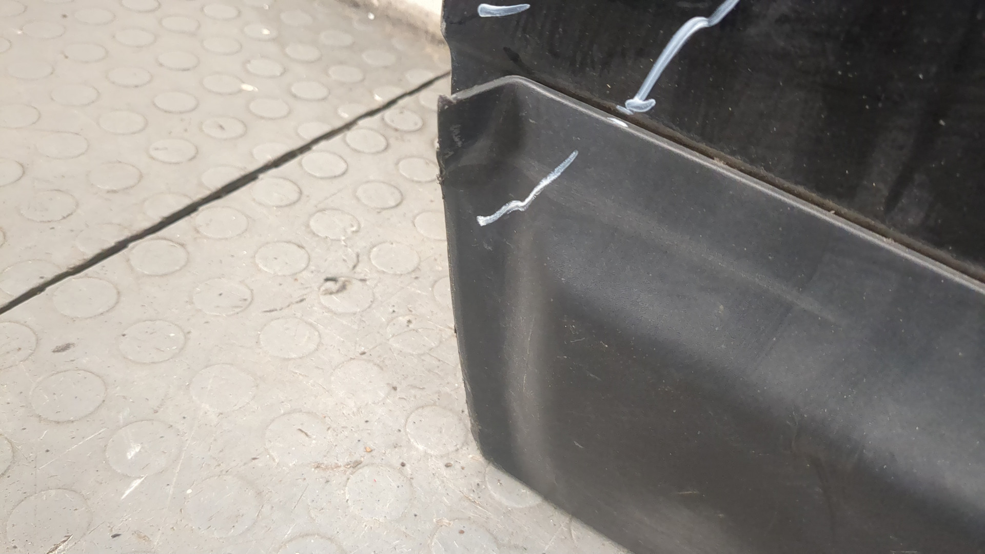 Дверь передняя левая