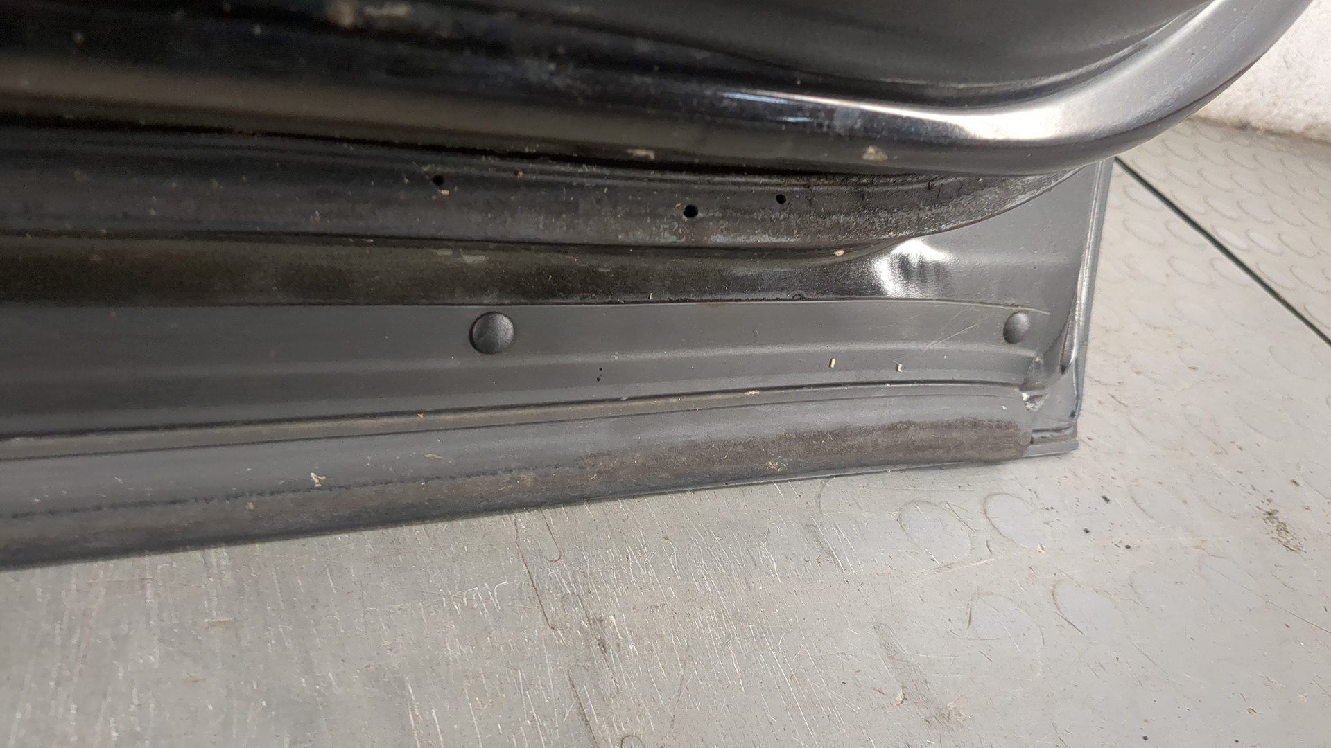 Дверь передняя левая