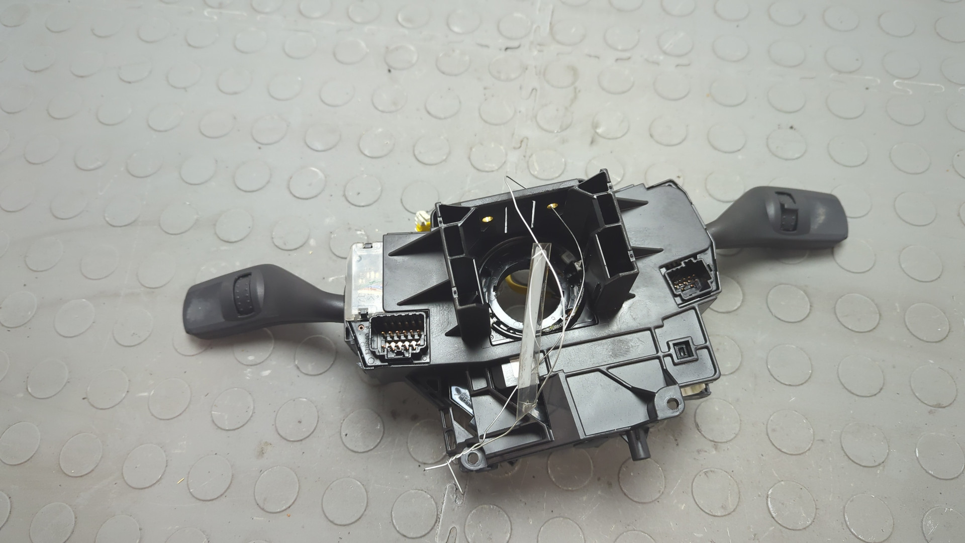 Переключатель подрулевой