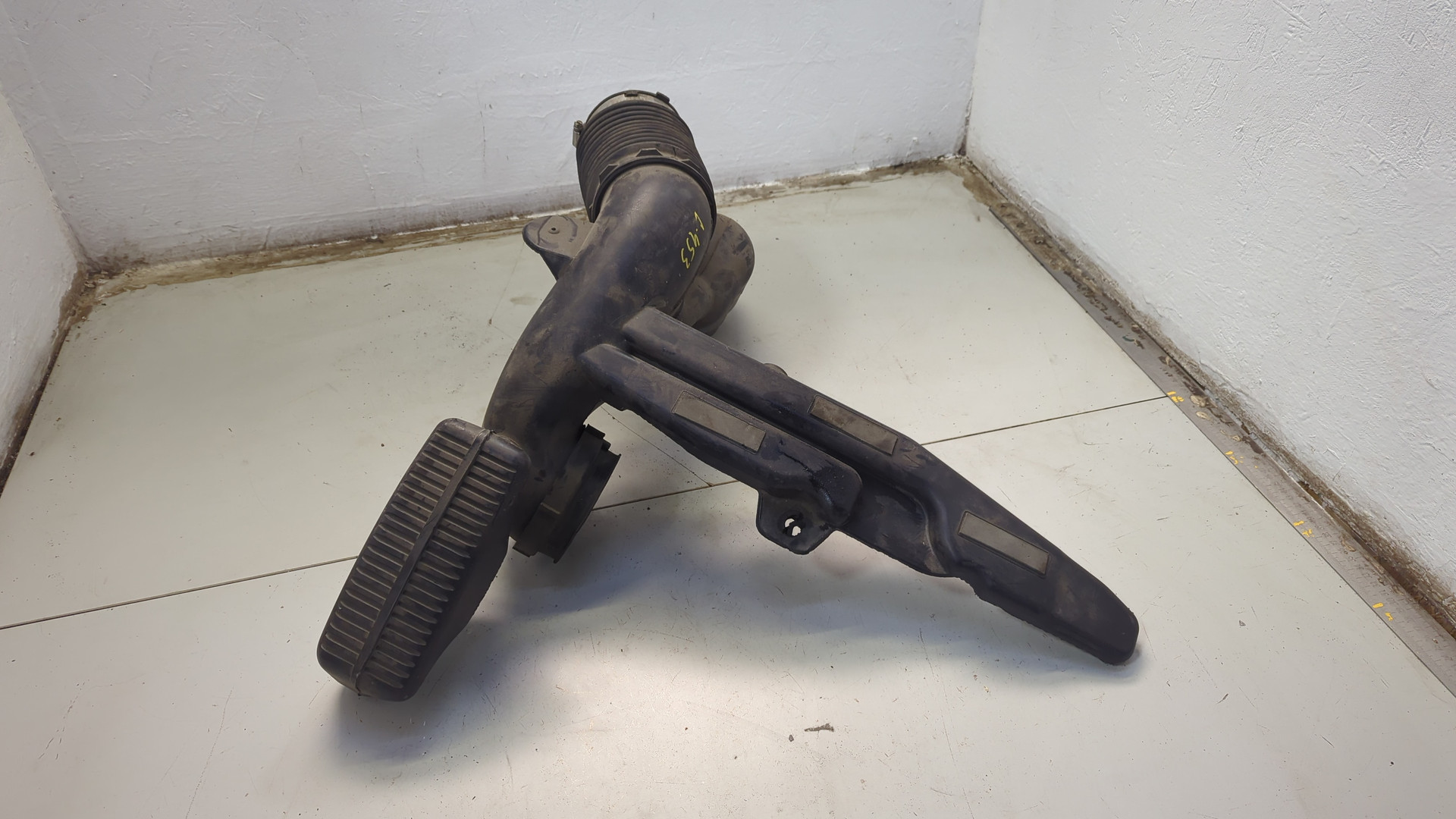 Патрубок воздушного фильтра