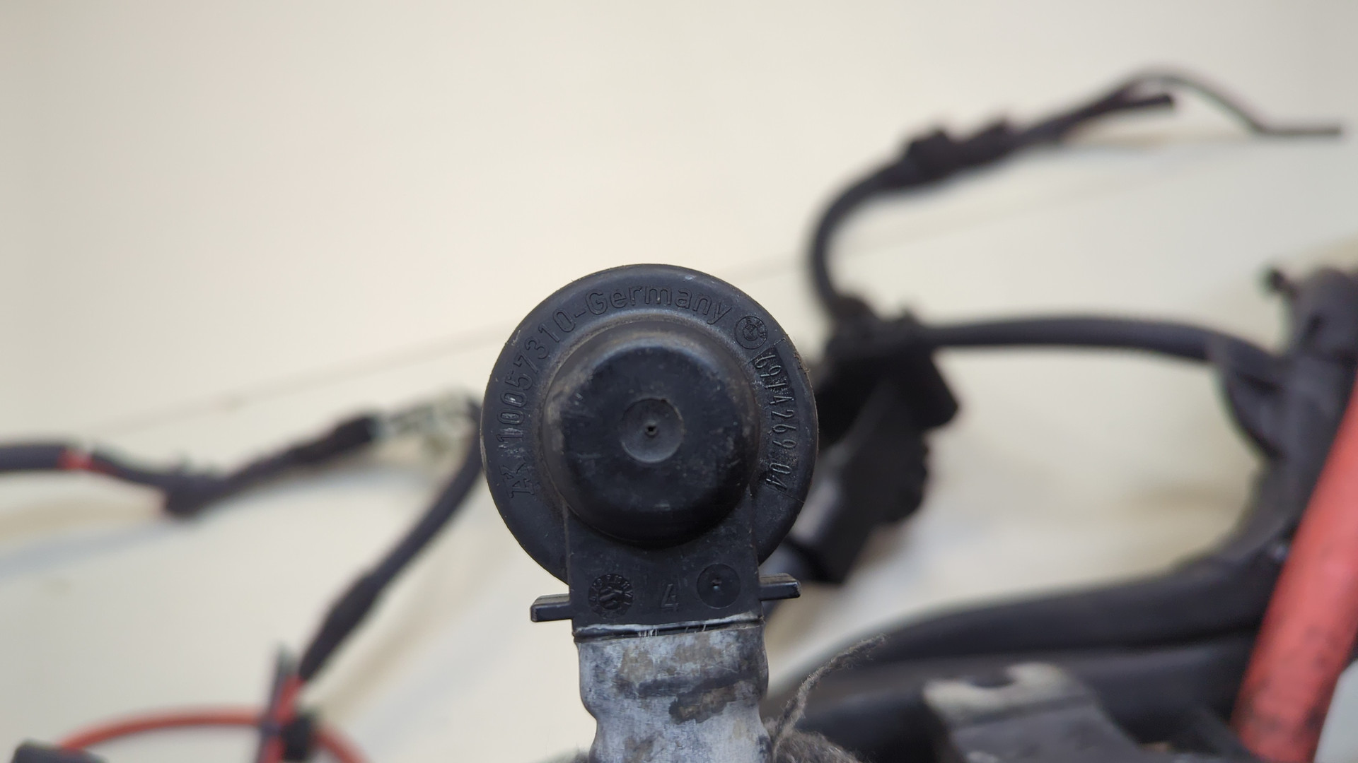 Провод высокого напряжения