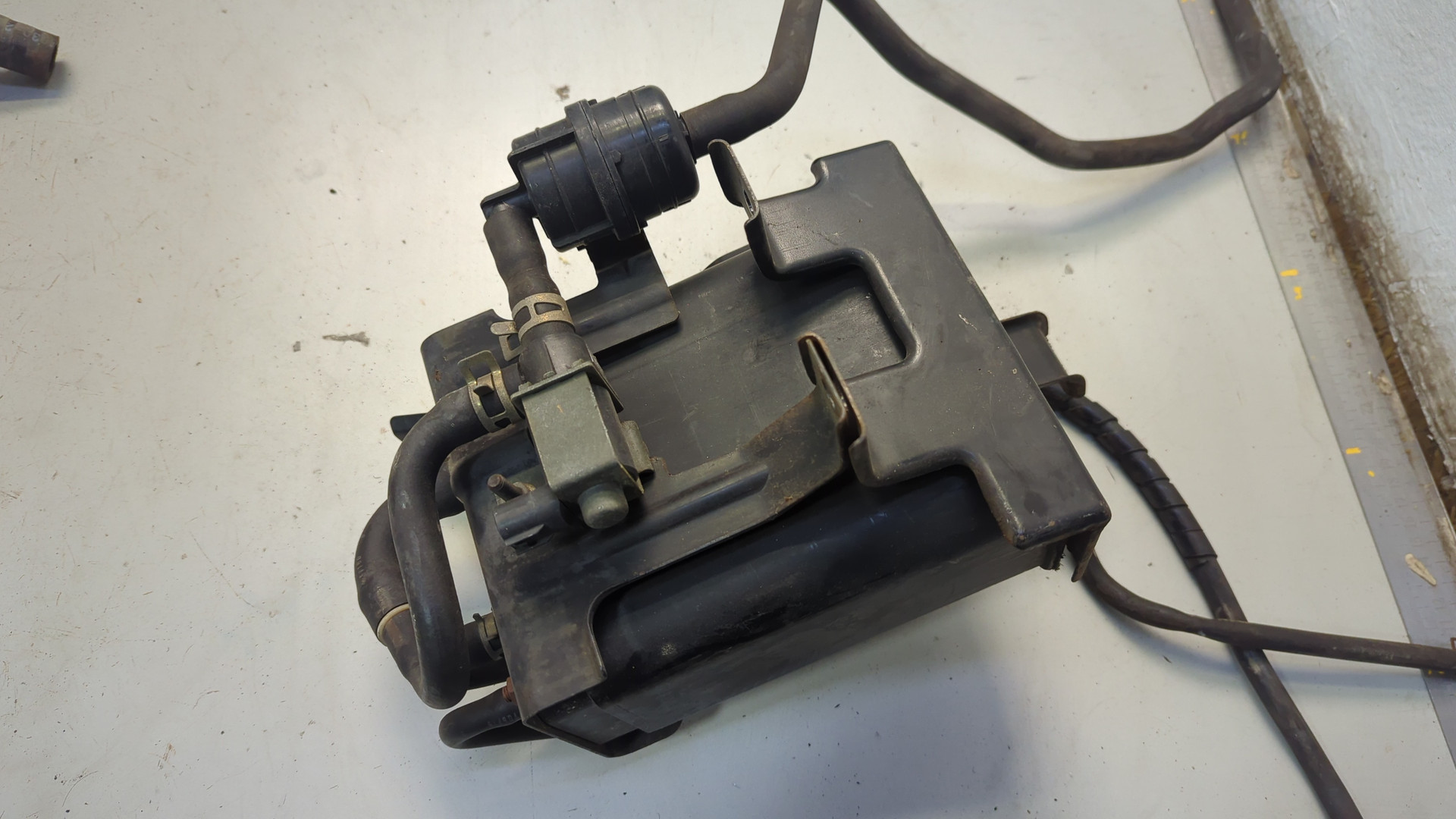 Абсорбер (фильтр угольный)