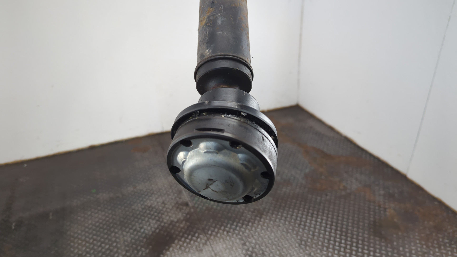 Вал карданный задний