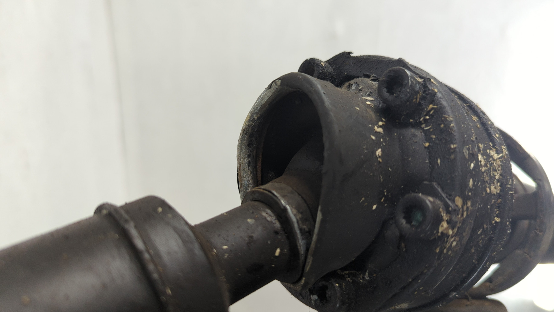 Вал карданный задний